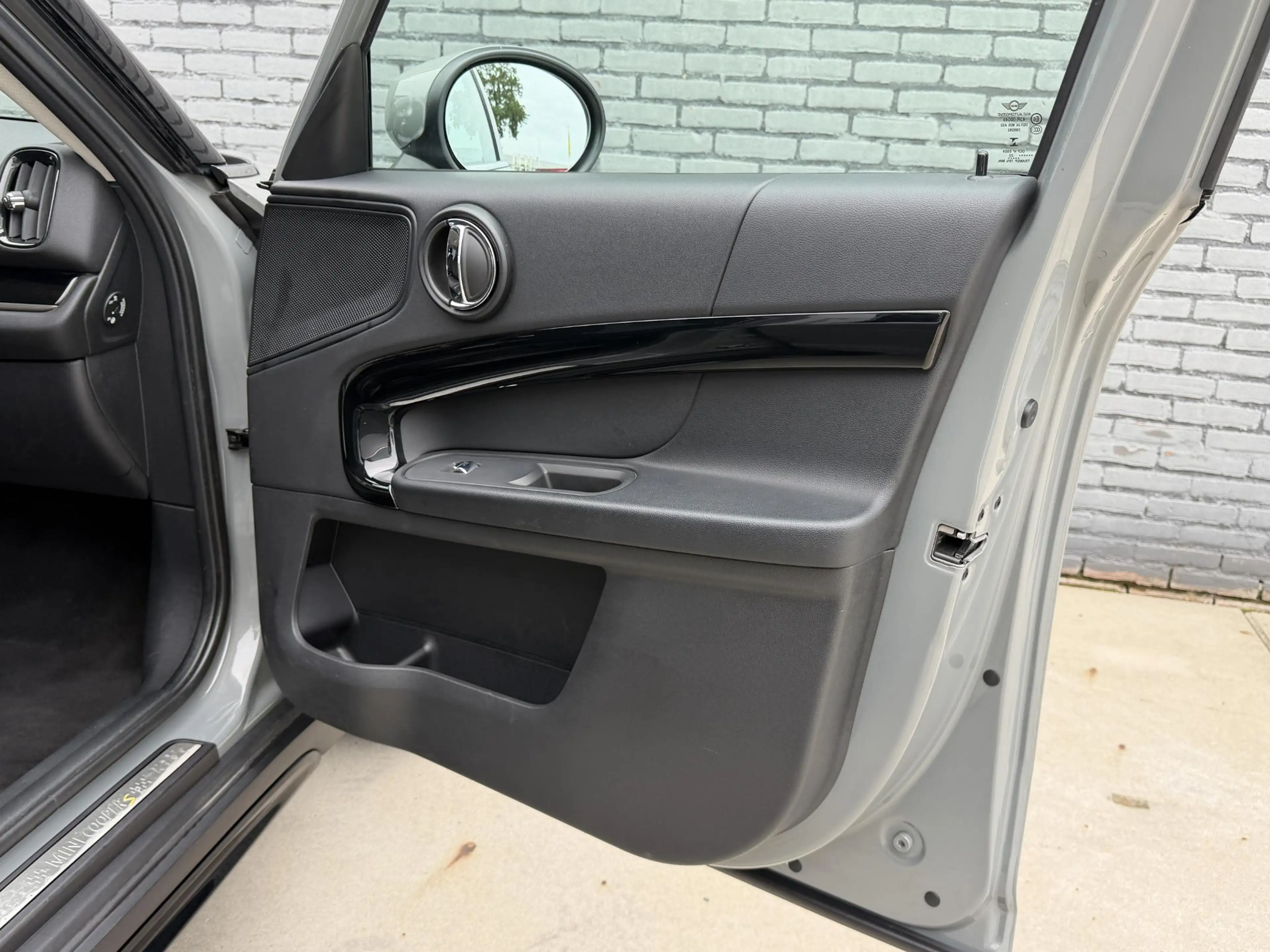 MINI Cooper SE Countryman 1.5 ALL4 — photo 9