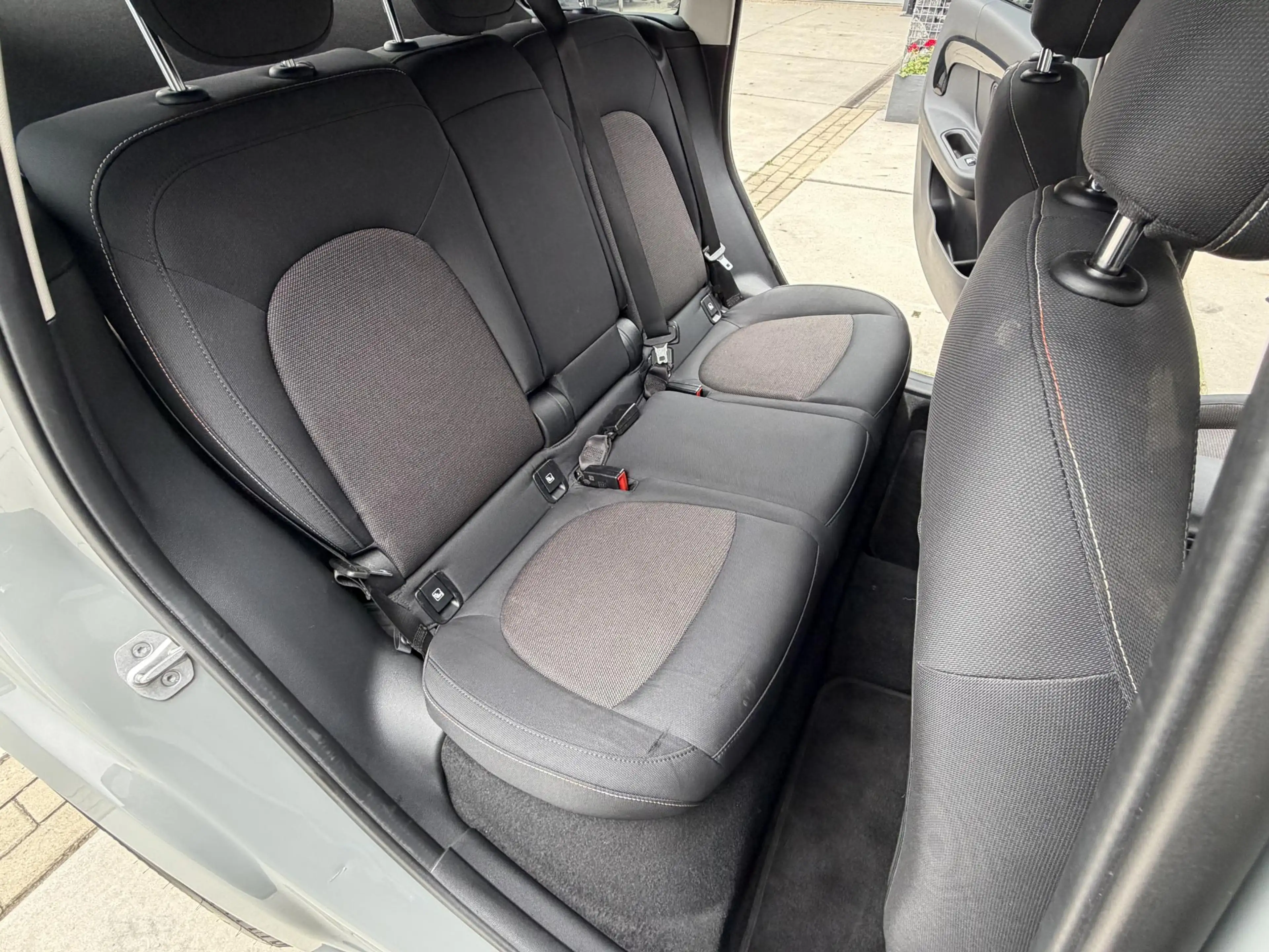 MINI Cooper SE Countryman 1.5 ALL4 — photo 12