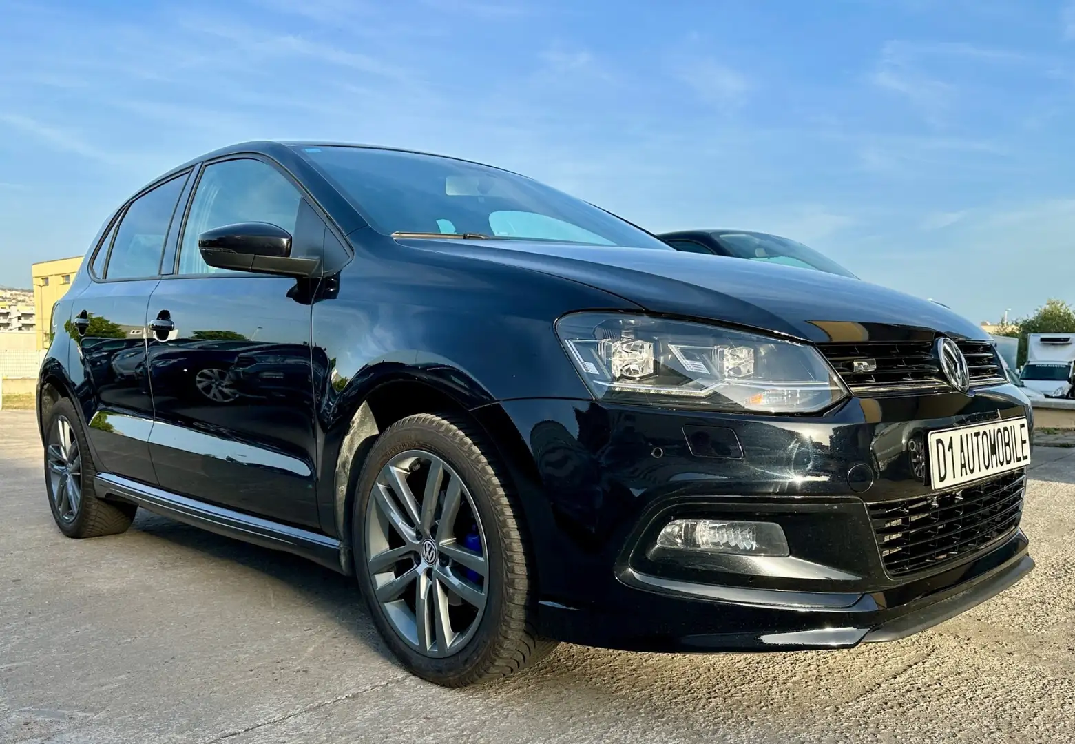 Volkswagen Polo 1.4 TDI 90 CV 5p. R-LINE Nero - 2