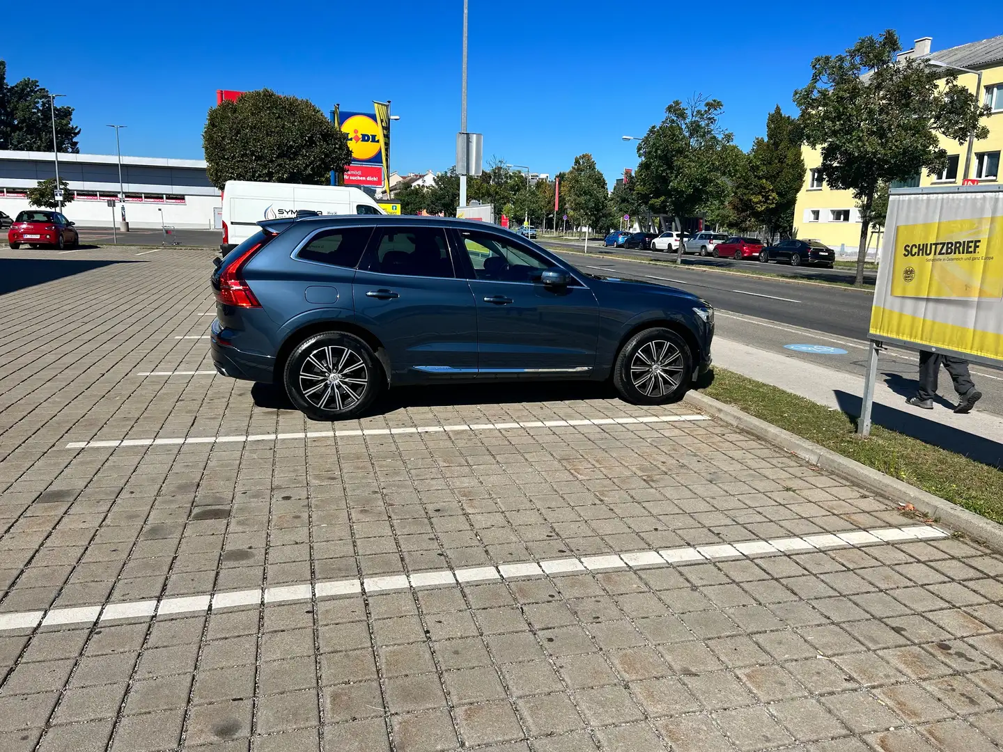 Volvo XC60 XC60 D5 Inscription AWD Geartronic Inscription Blau - 1