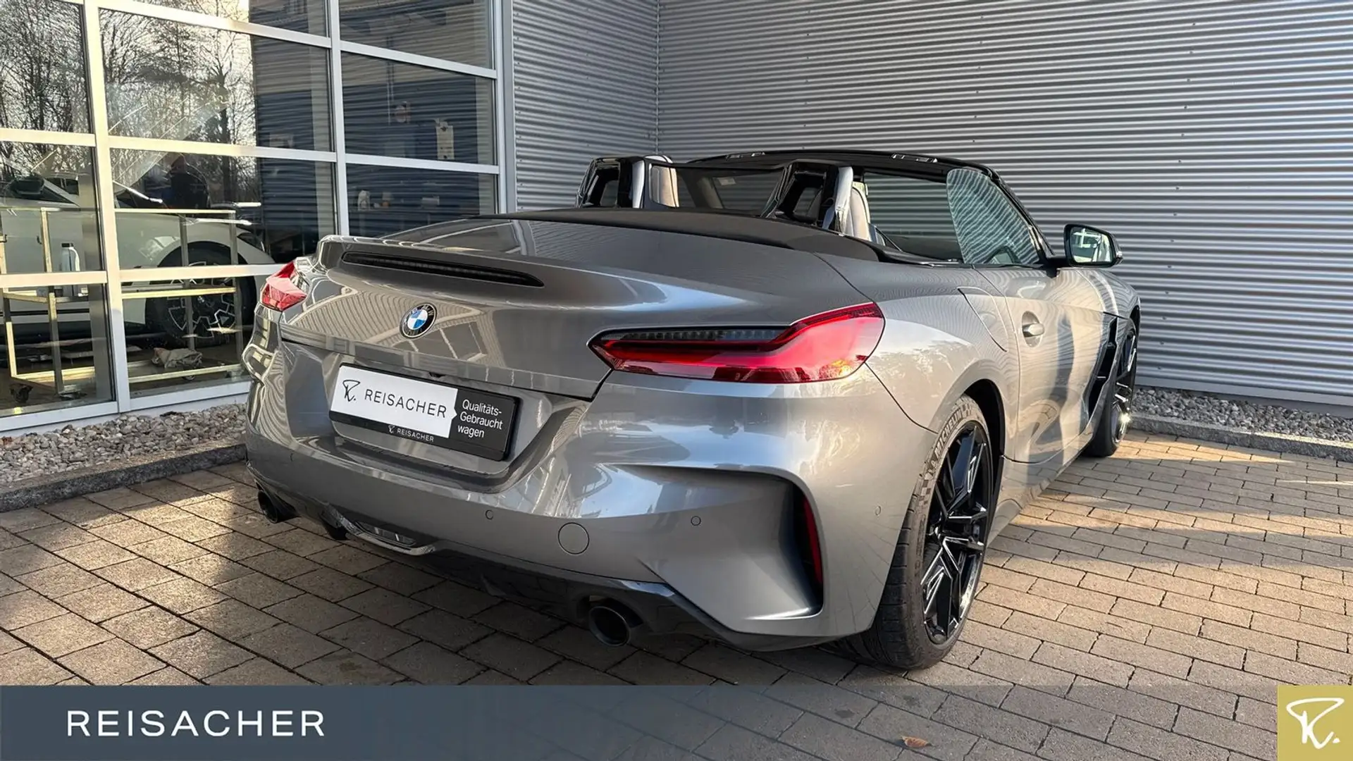 BMW Z4 sDrive30i Tempo PDC Lenkhzg Sitzhzg Grau - 2