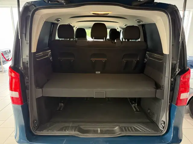 Mercedes-Benz Unknown Model view 9