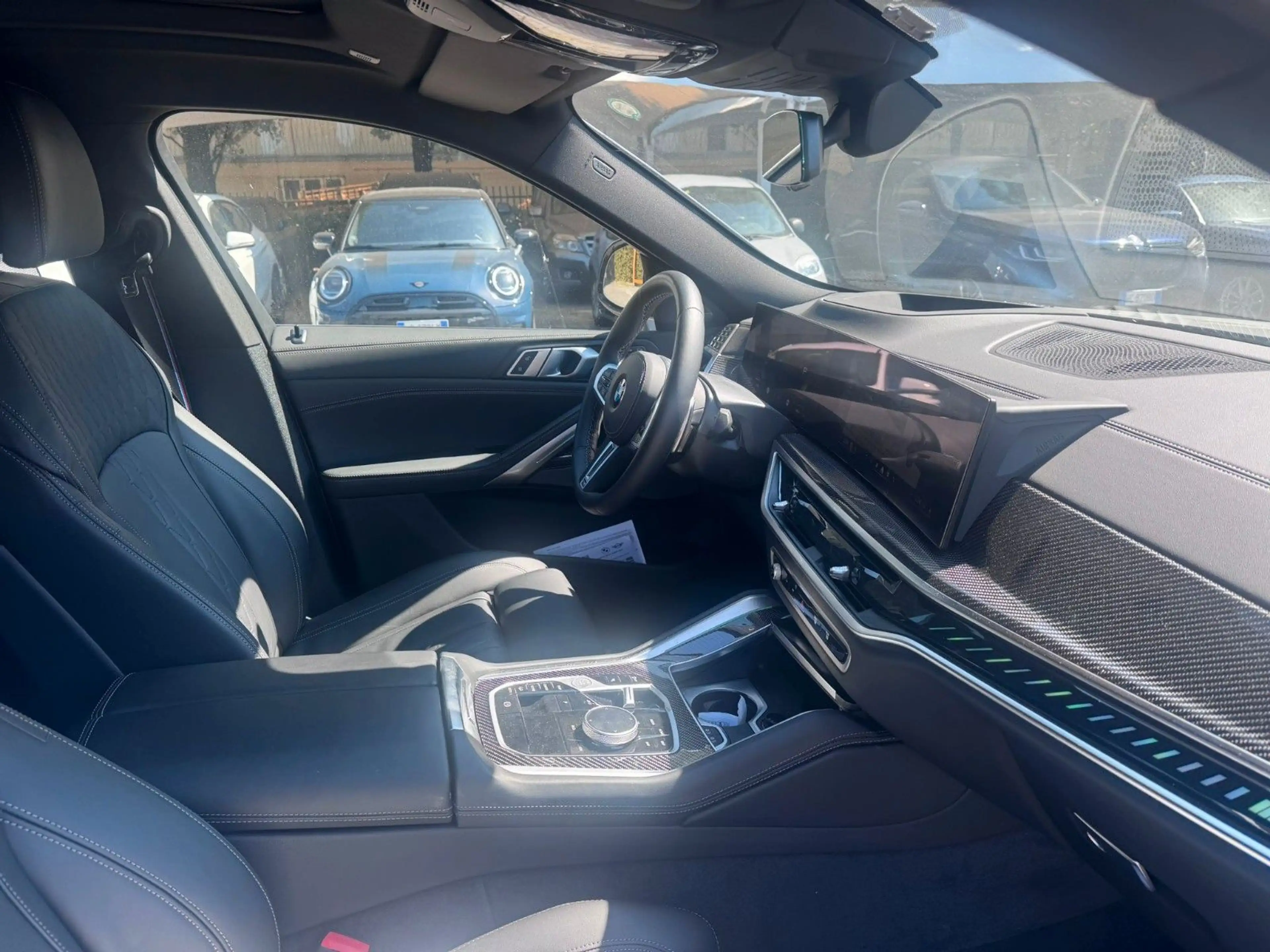 BMW X6 M i SkyLounge Webasto Carbon H/K Integral 21 — photo 12