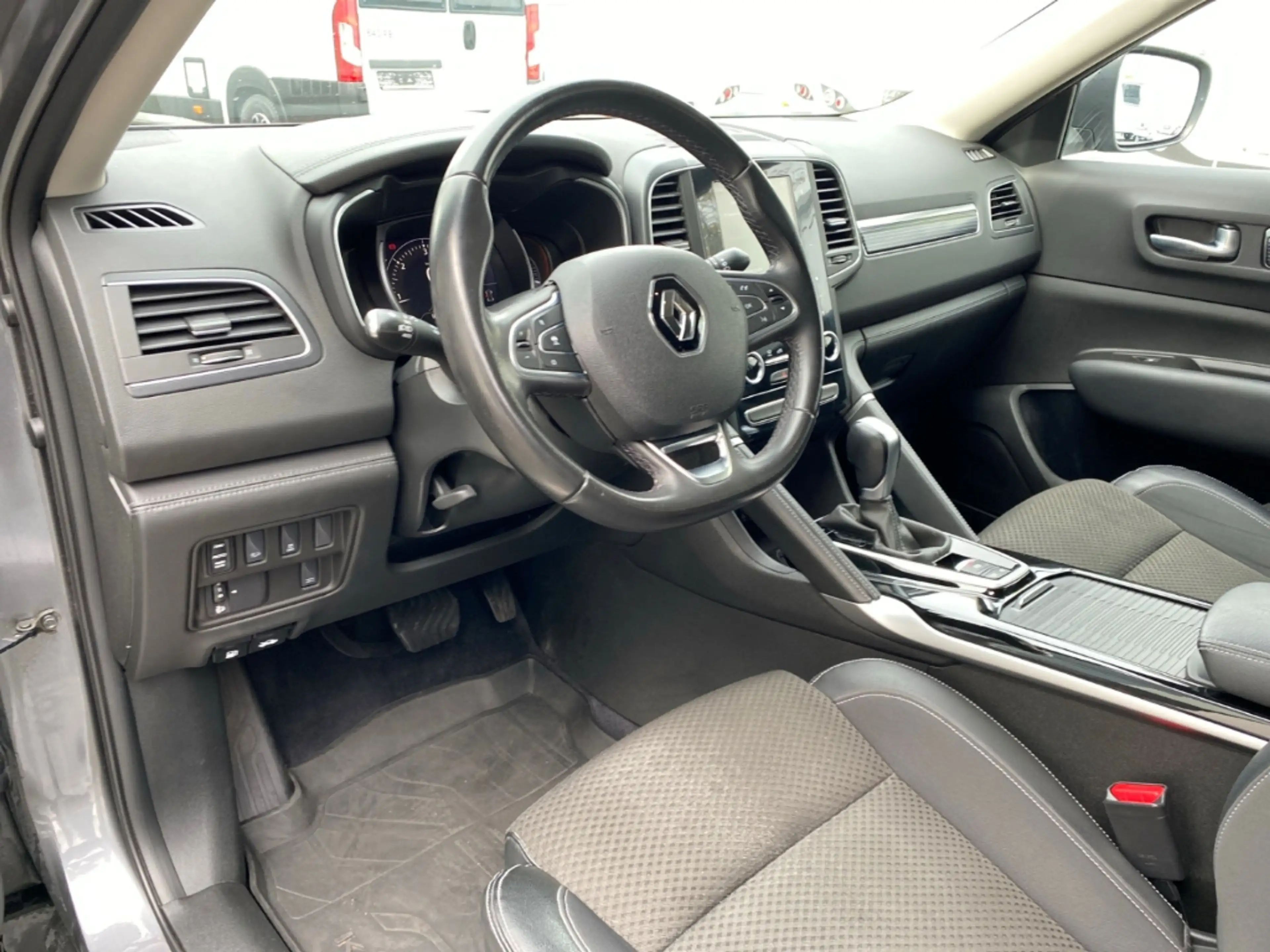 Renault Koleos Techno 4WD 2,0 Blue dCi 4x4+Automatik — photo 10