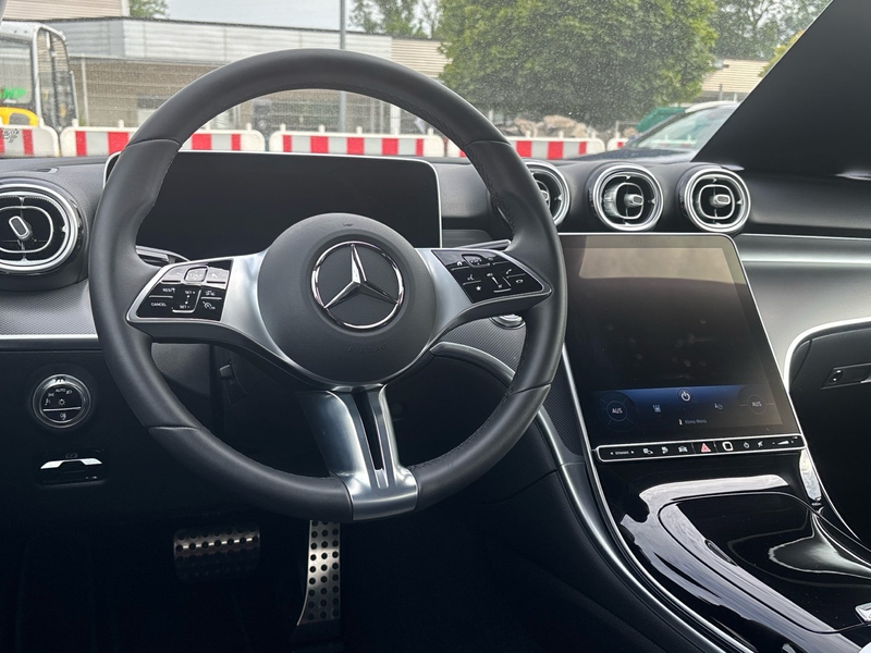 Mercedes-Benz C 400 e 4M Avantgarde Premium Digital-L. 360°-K. — photo 8