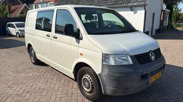 1.9 TDI 300 - DUBBEL CABINE - 6 PERSOONS -