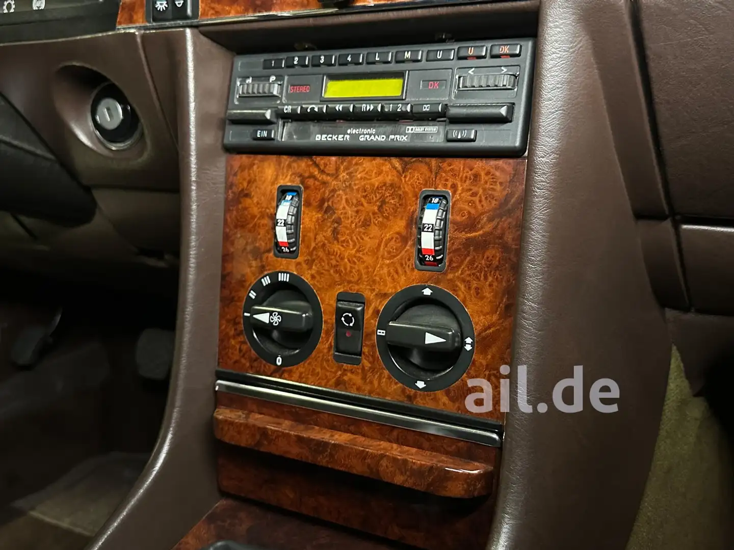 Mercedes-Benz SL 280 Oro - 2