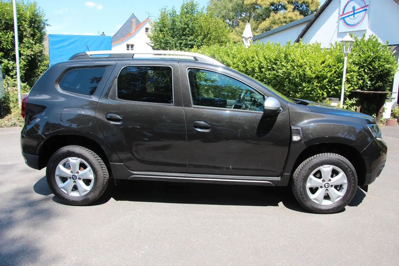 Dacia Duster TCe 130 2WD GPF Urban NAVI*PDC* /47618 Noir - 2