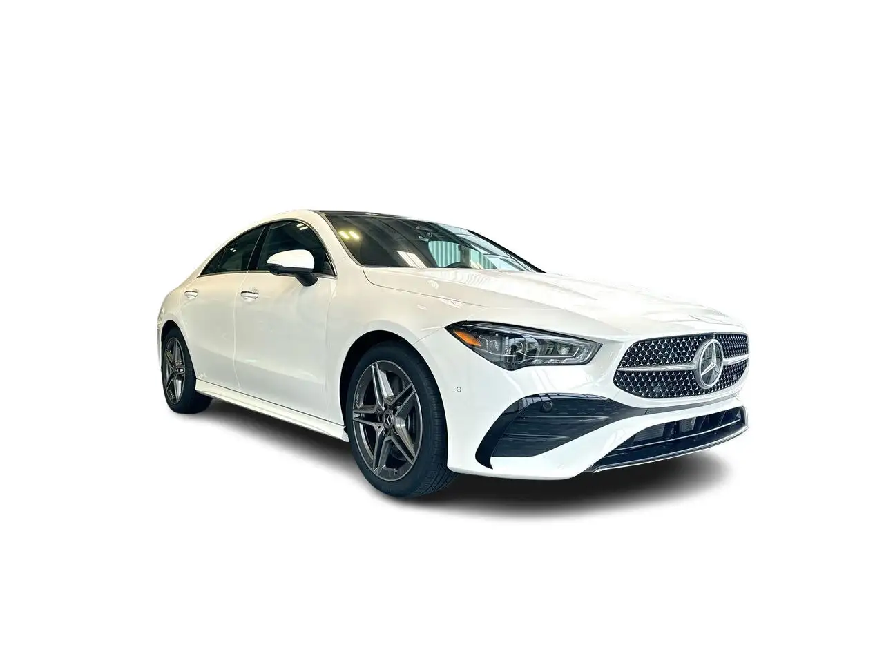 Mercedes-Benz CLA снимка Mercedes-Benz CLA
