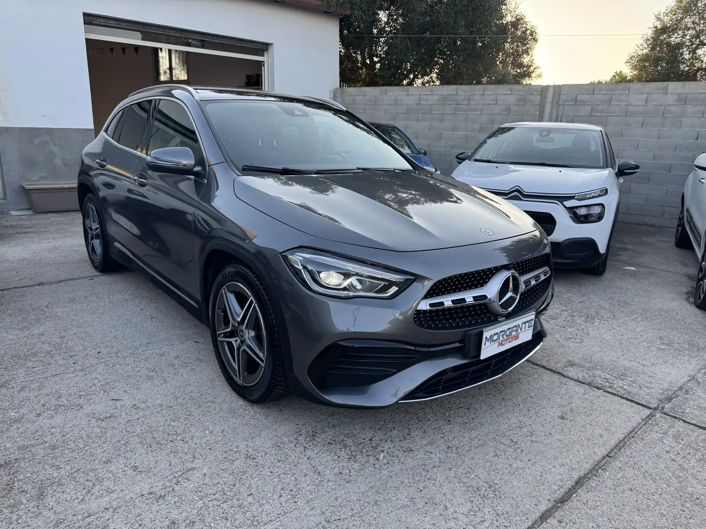 Mercedes-Benz GLA 200 d Premium auto - 1