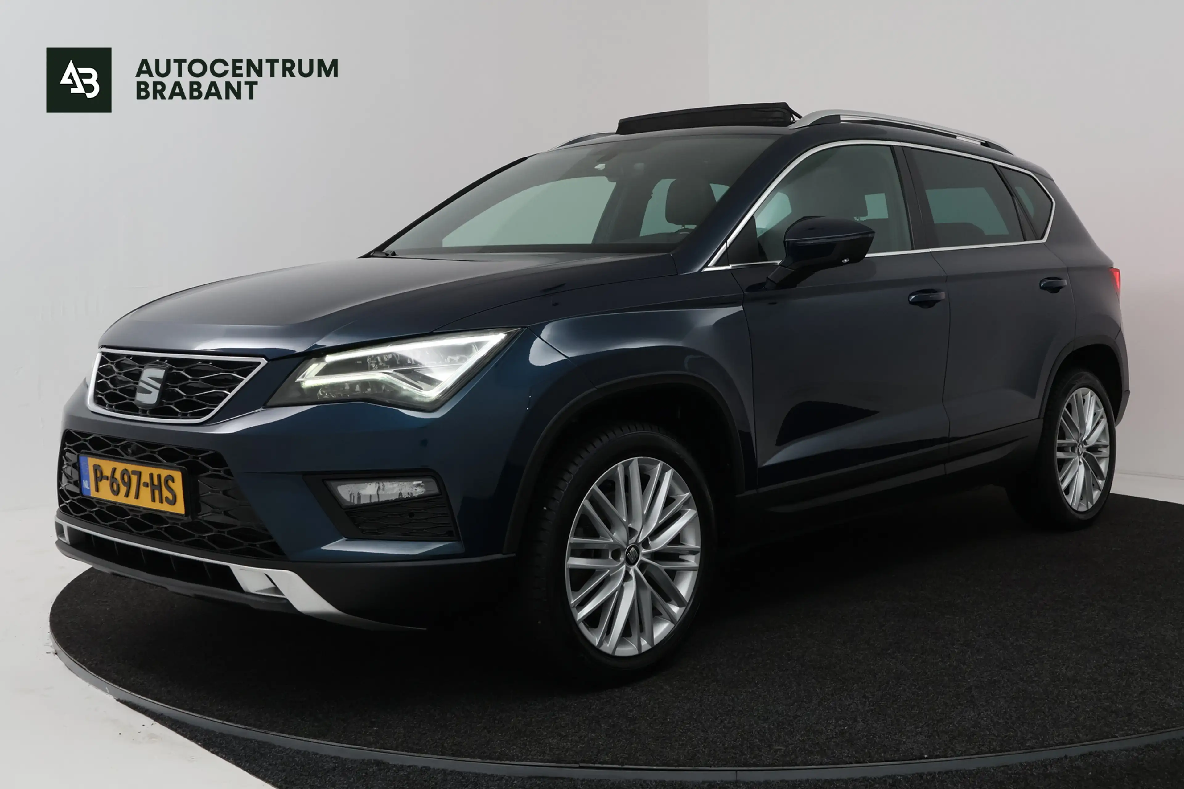 SEAT Ateca 1.4 EcoTSI Xcellence (PANORAMADAK, CAMERA, STOELVE