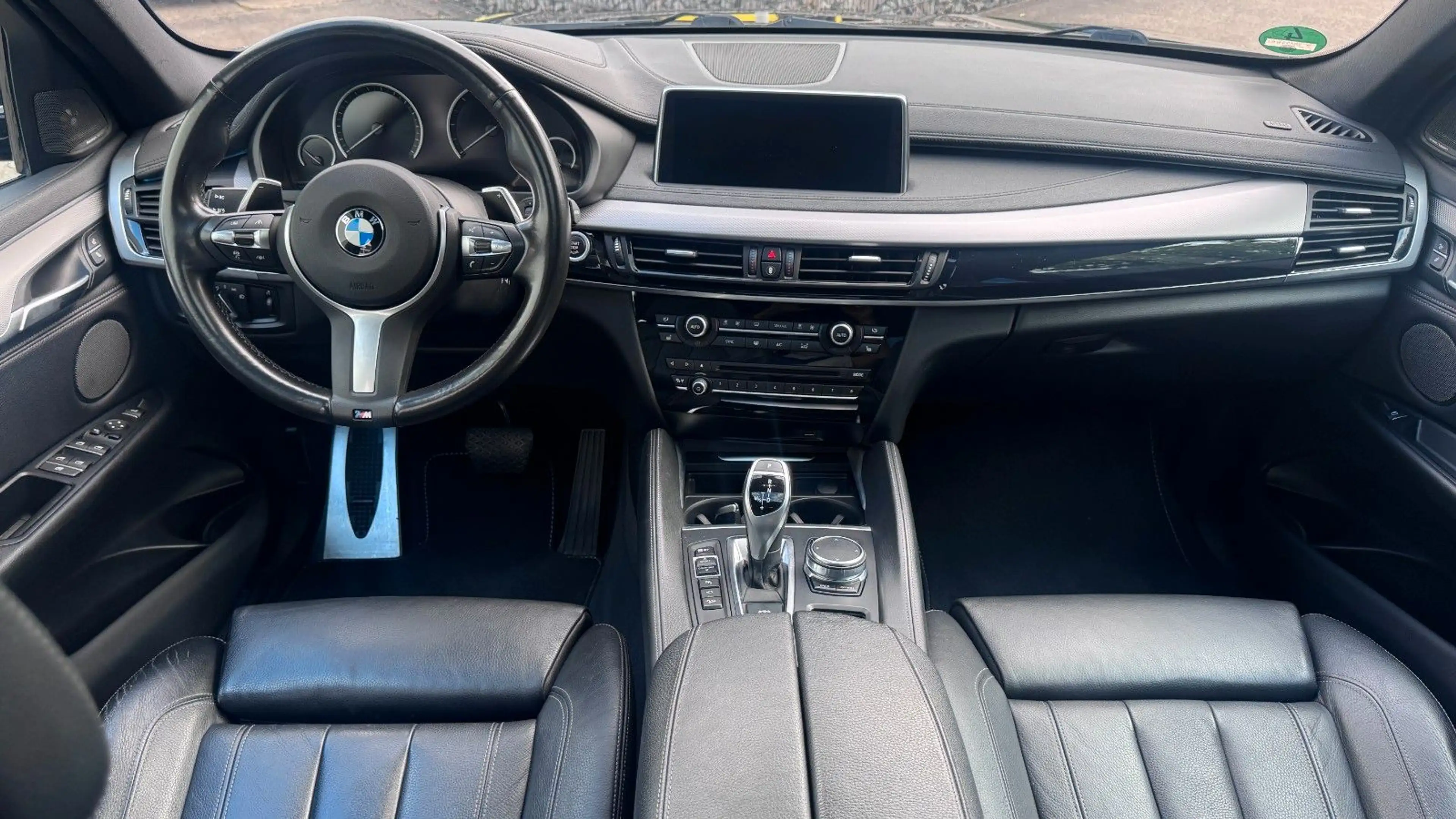 BMW X6 xDr 40d LED Navi Head 21Zoll AbstTemp AHK — photo 10