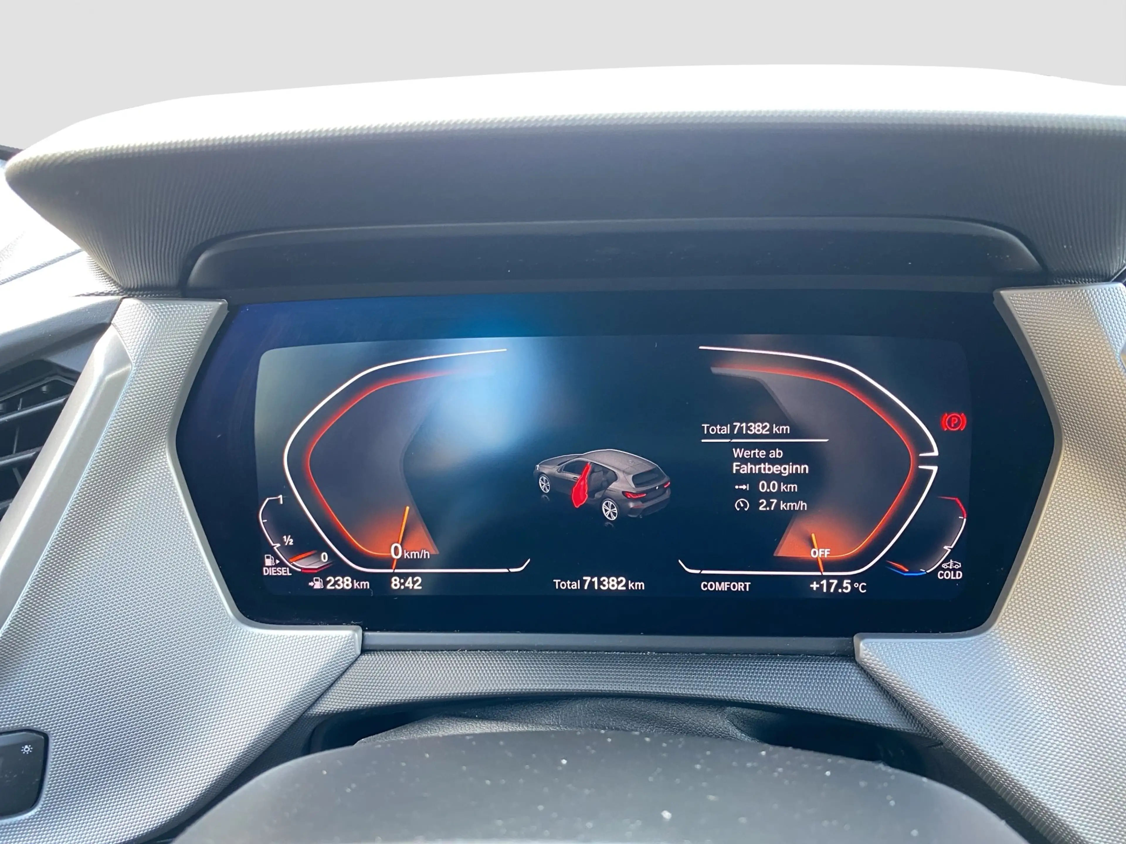 BMW 118 d Advantage LED ACC DrvAss Navi PDC Klima DAB — photo 15