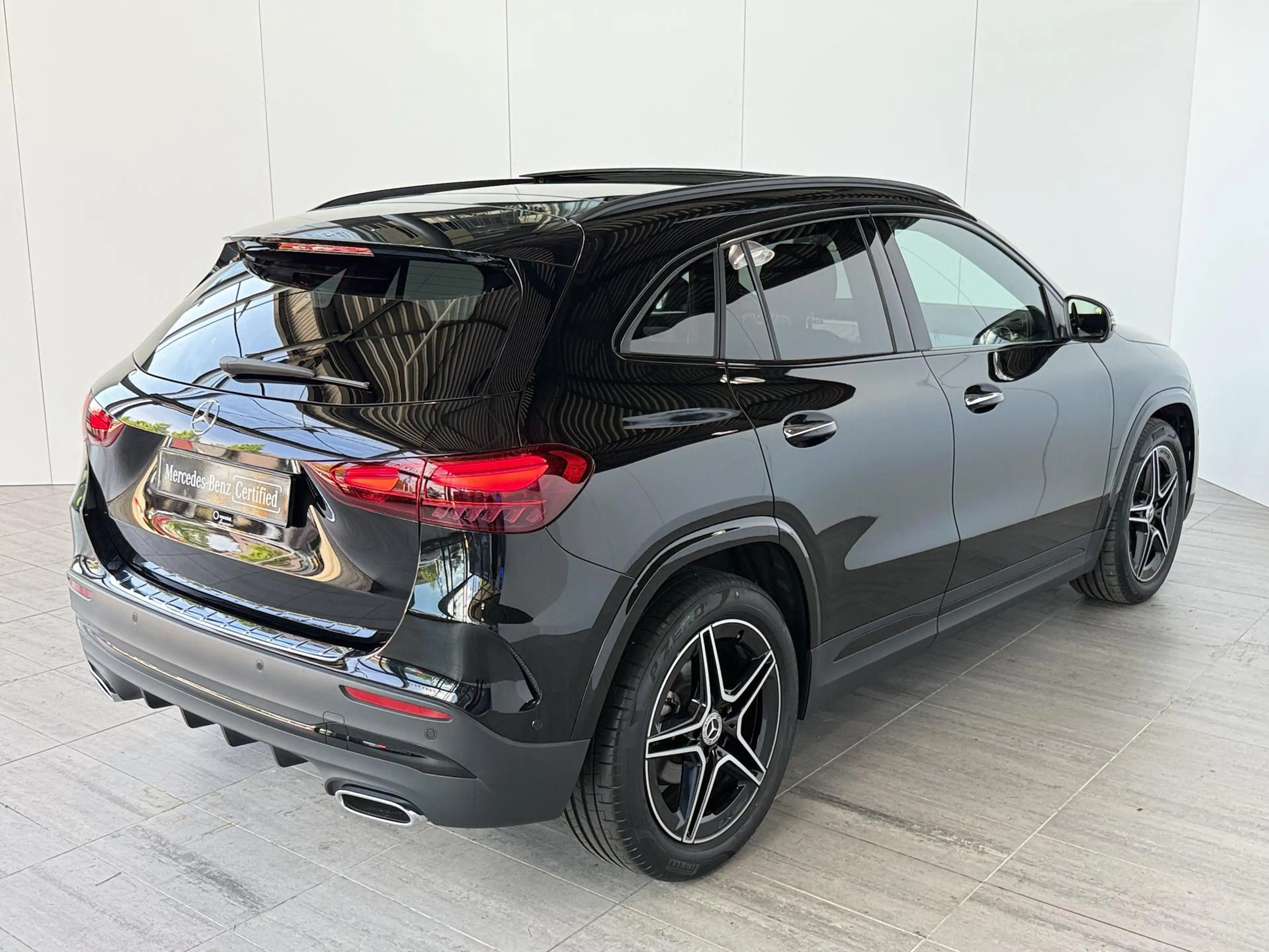 Mercedes-Benz GLA 180 AMG Line | Panoramaschuifdak | Night| Achteruitrij — photo 6