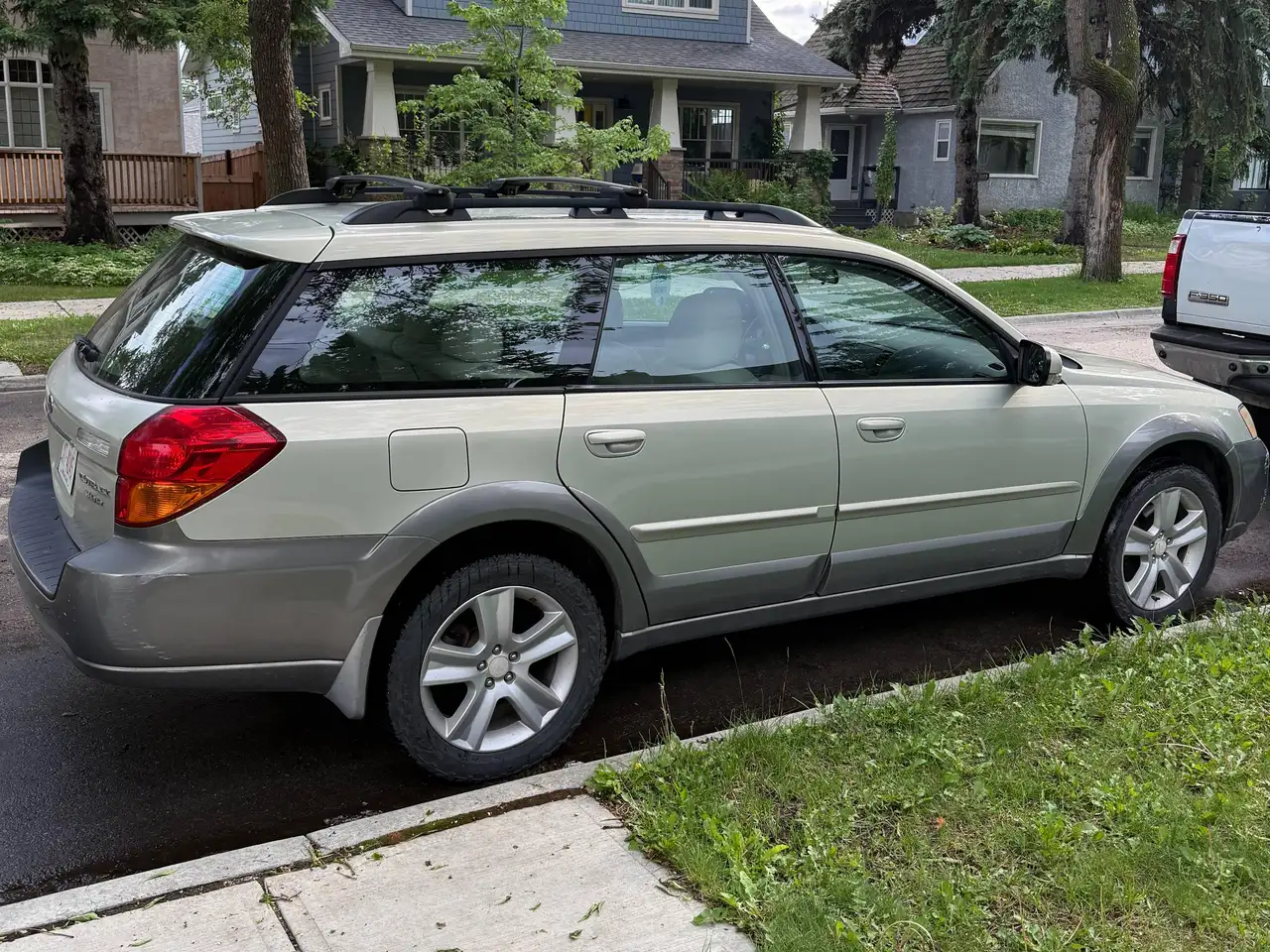 Subaru OUTBACK fotografie Subaru OUTBACK
