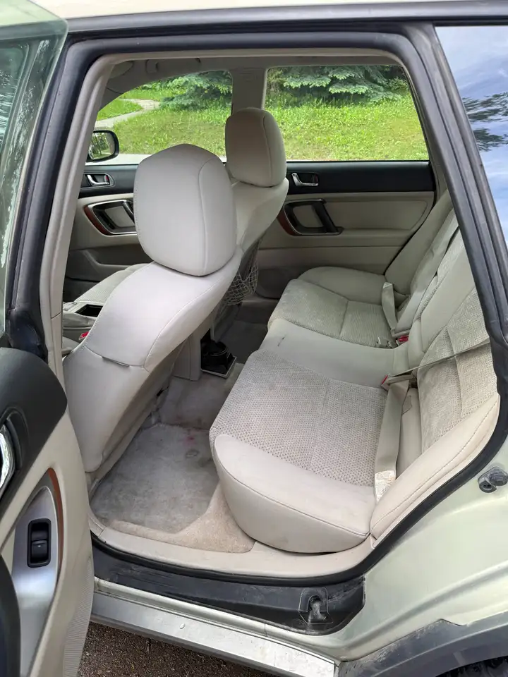 Subaru OUTBACK fotografie Subaru OUTBACK
