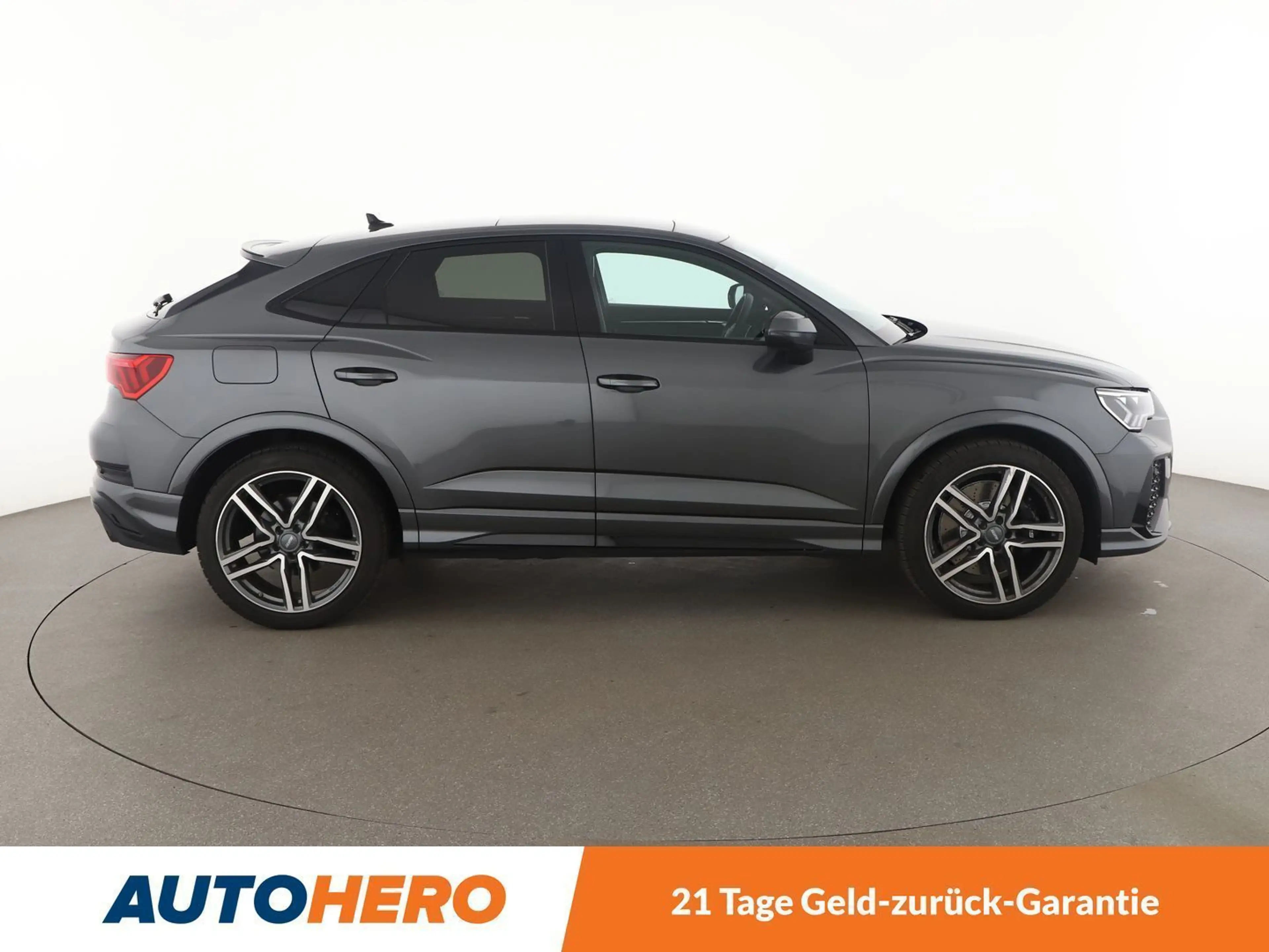 Audi RS Q3 2.5 TFSI quattro Aut.*NAVI*360* — photo 7