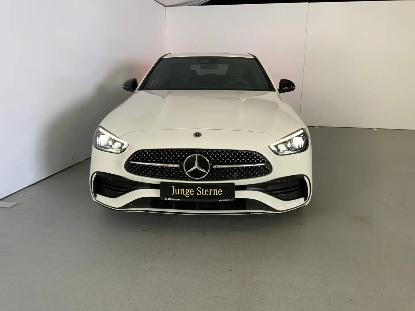 Mercedes-Benz C 200 C 200 AMG Night Sound DIGITAL LIGHT Winter-Paket Weiß - 2
