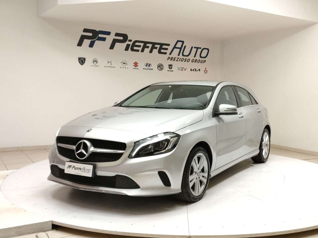 Mercedes-Benz A 180 - A 180 d Automatic Sport