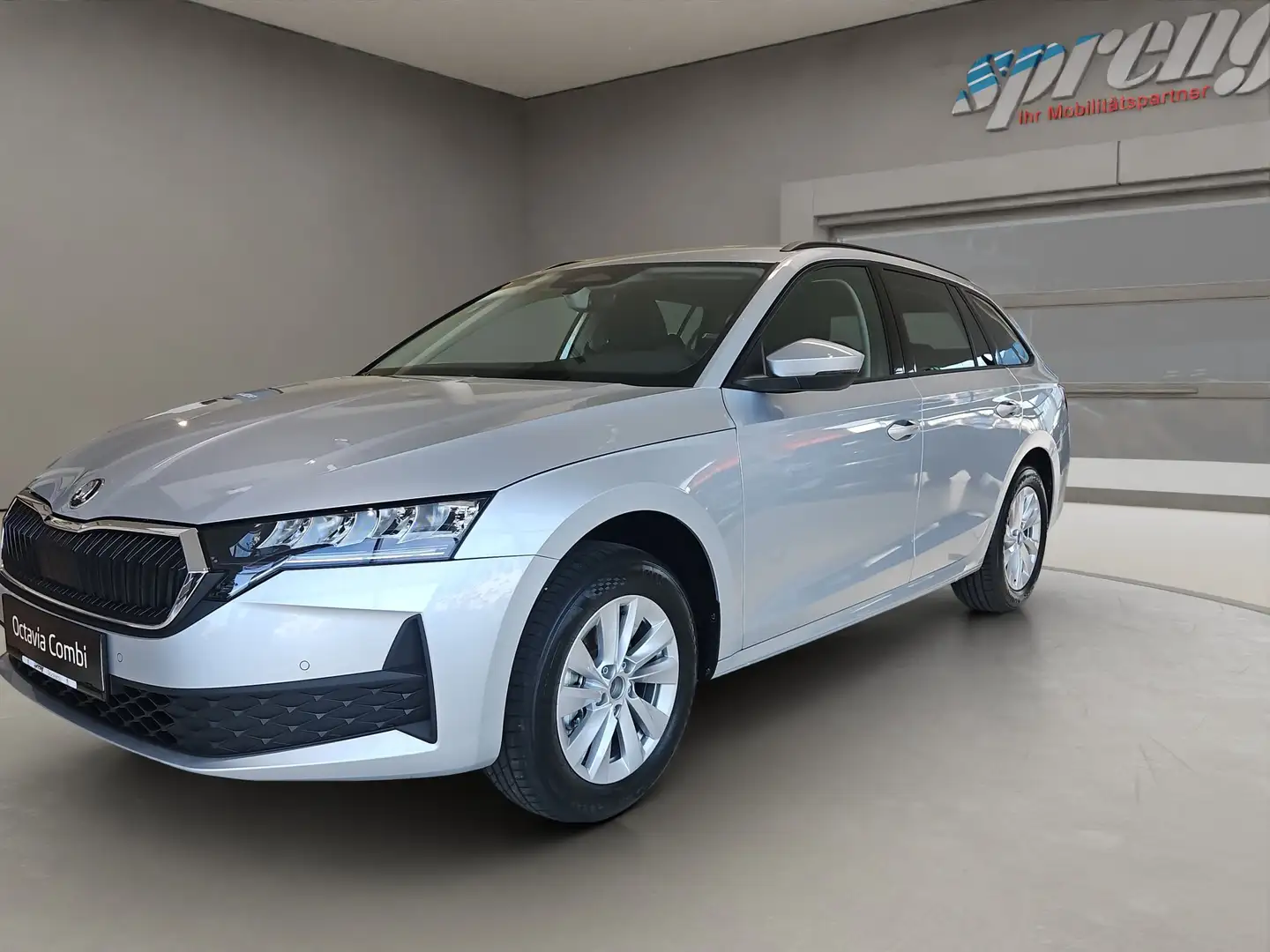 Skoda Octavia Combi - 115 PS - nur € 27.999,-* Grau - 2