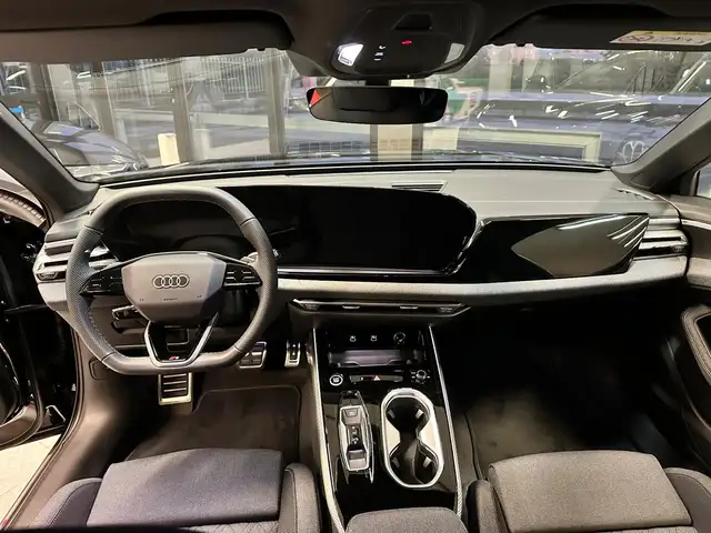 Audi A6 view 6
