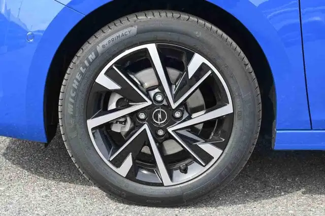 Opel Corsa view 6