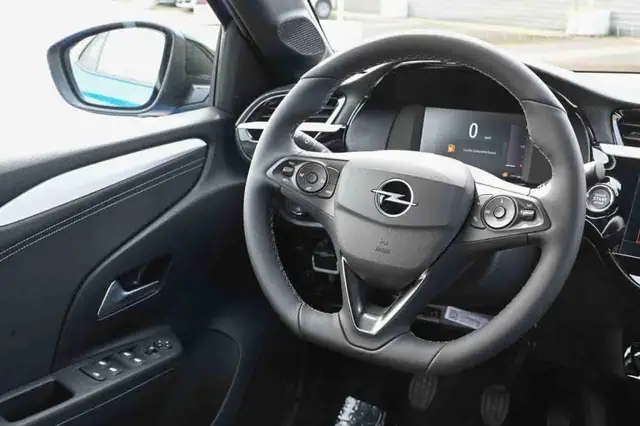 Opel Corsa view 12