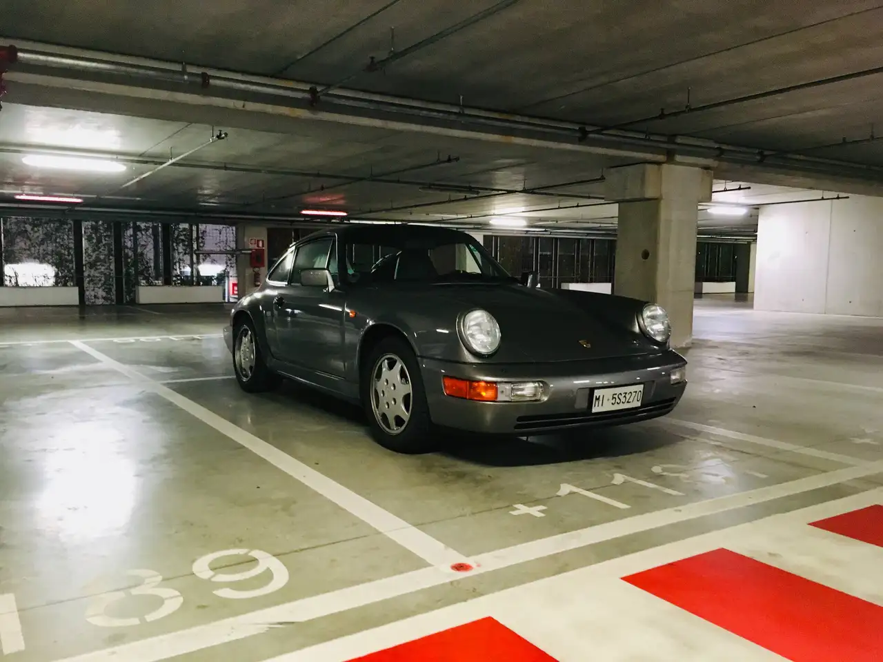 Porsche 964 911 Coupe 3.6 Carrera 4, foto 1