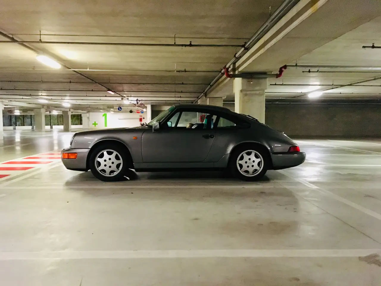 Porsche 964 911 Coupe 3.6 Carrera 4, foto 2