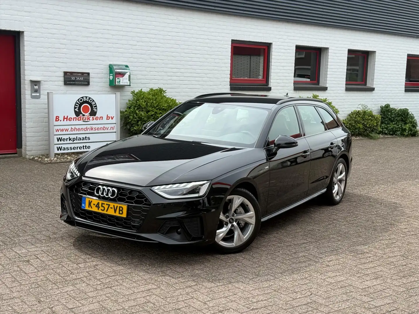 Audi A4 Avant 2.0 TFSI 211pk quattro S Edition/ Premium sp Noir - 1