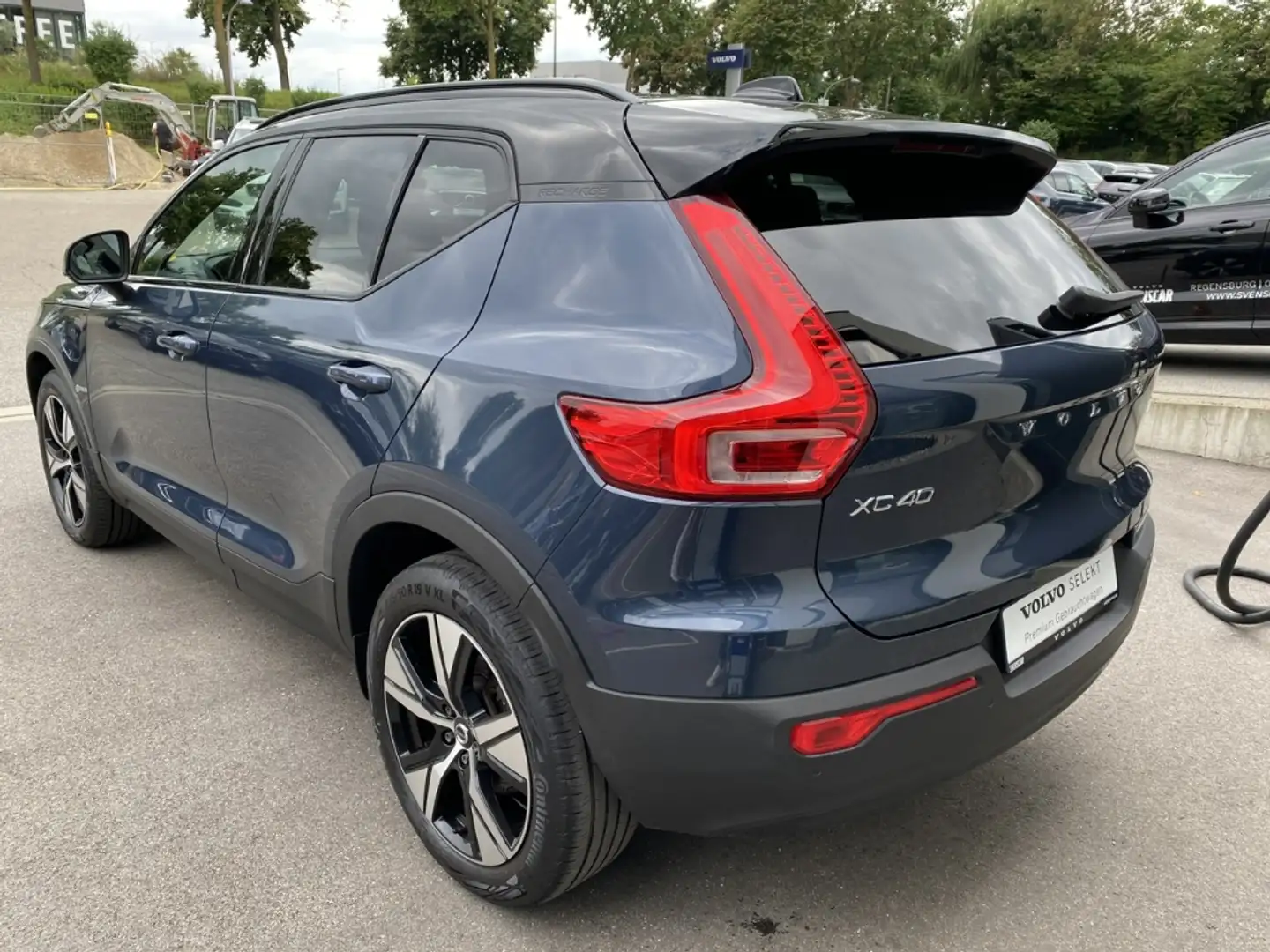 Volvo XC40 R Design Recharge Plug-In Hybrid 2WD T4 Twin Engin Blau - 2