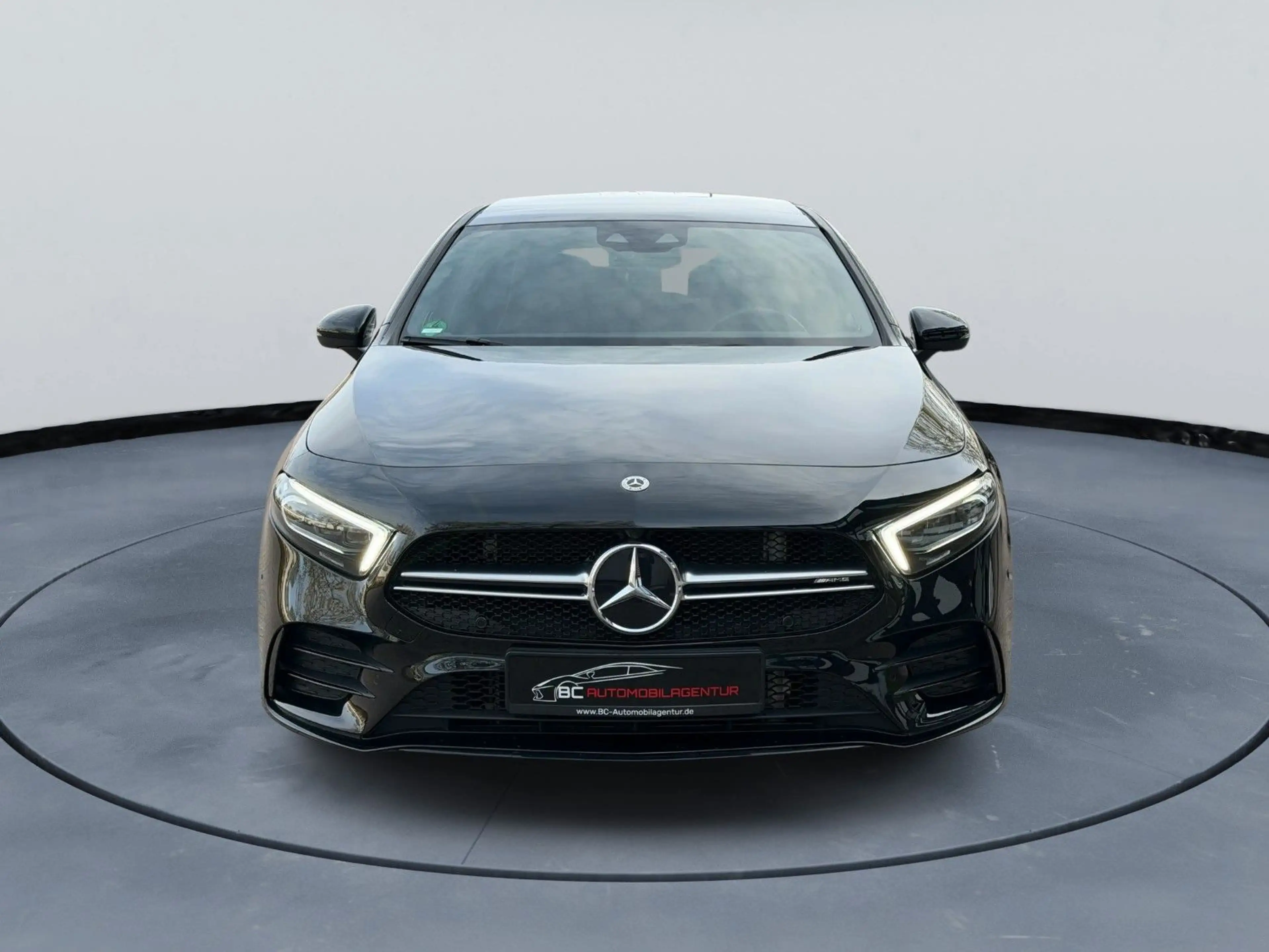 Mercedes-Benz A 35 AMG 4Matic/ BURMESTER/PANO/MEMORY/KEYLESS — photo 2