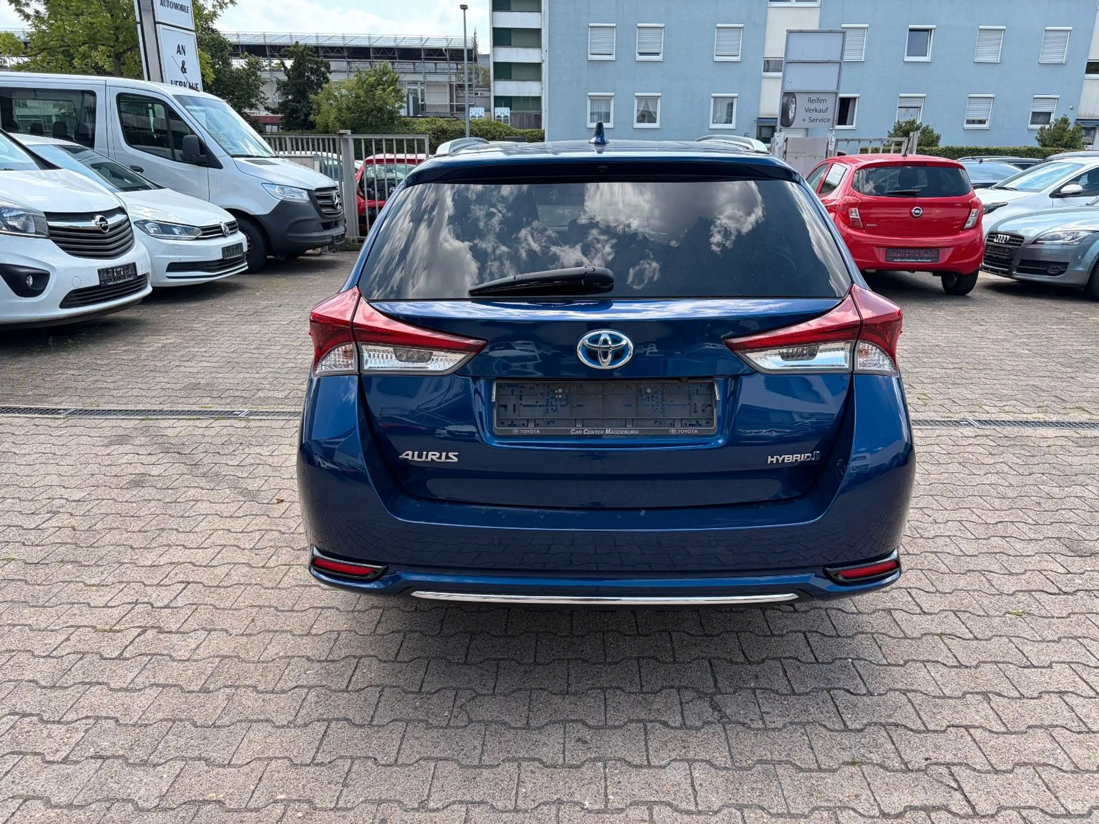 Toyota Auris Hybrid Executive ERSTE HAND — photo 6