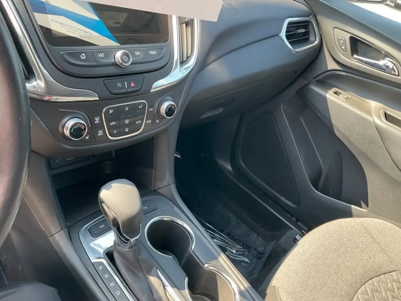 Chevrolet Equinox снимка Chevrolet Equinox