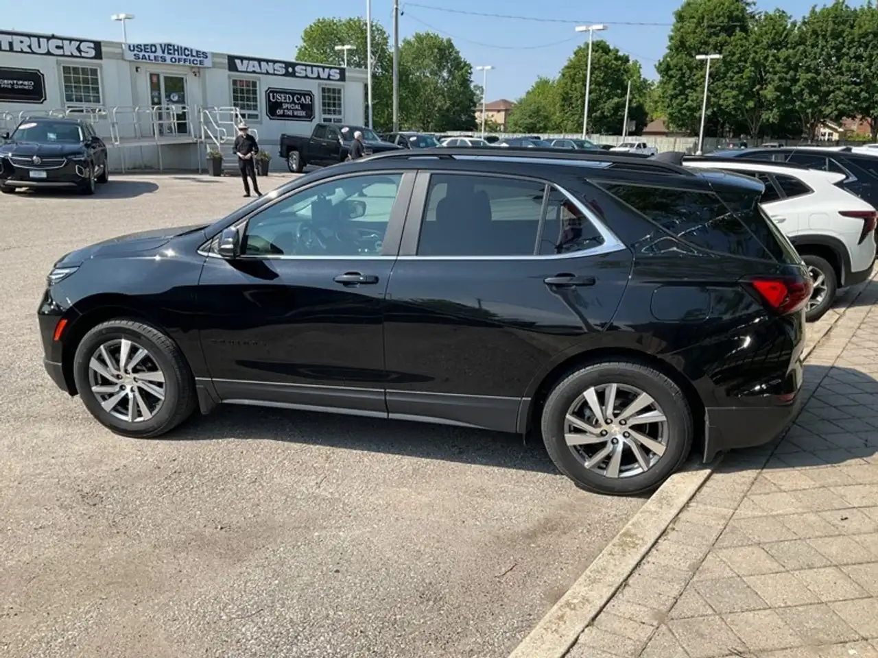 Chevrolet Equinox снимка Chevrolet Equinox