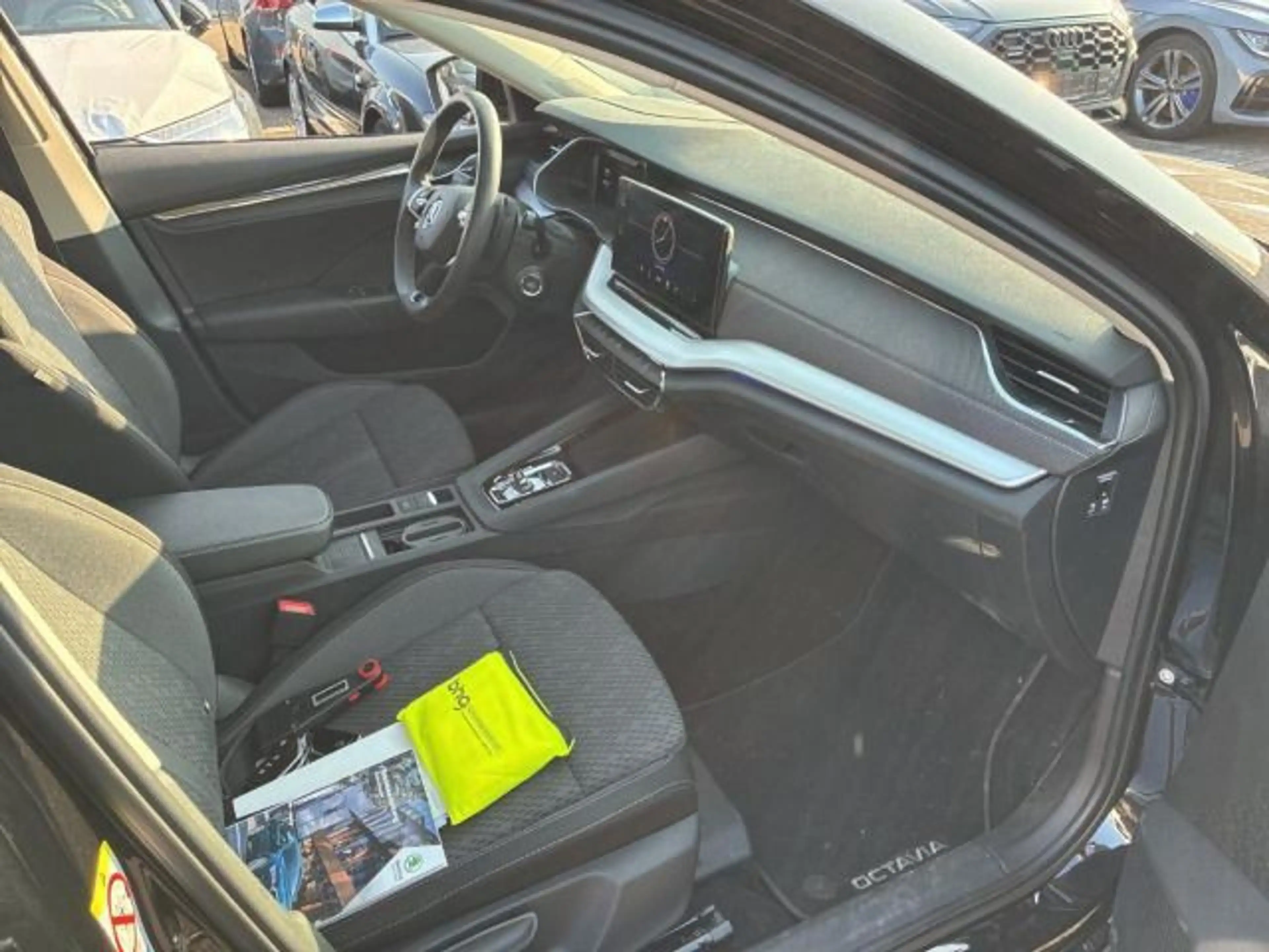 Skoda Octavia Combi 1.5 TSI e-TEC DSG STYLE*LED*AHK*NA — photo 7