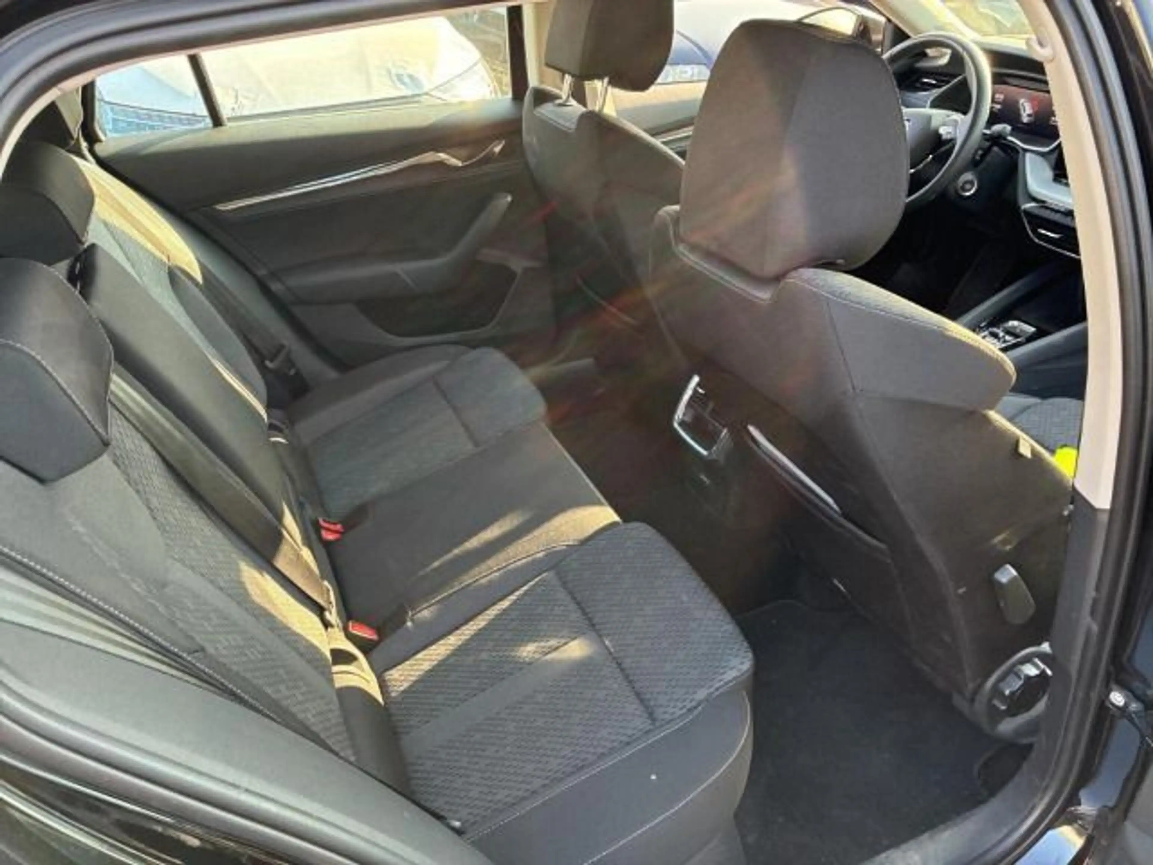Skoda Octavia Combi 1.5 TSI e-TEC DSG STYLE*LED*AHK*NA — photo 8