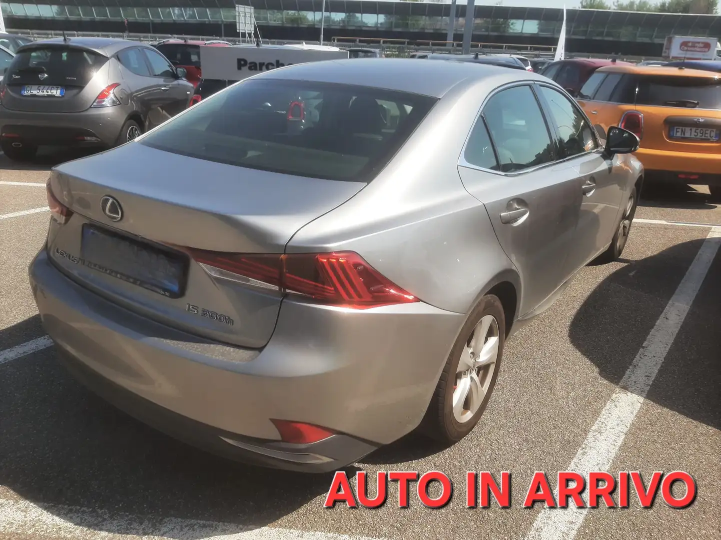 Lexus IS 300 IS 300h 2.5 Executive cvt E6 Nero - 2