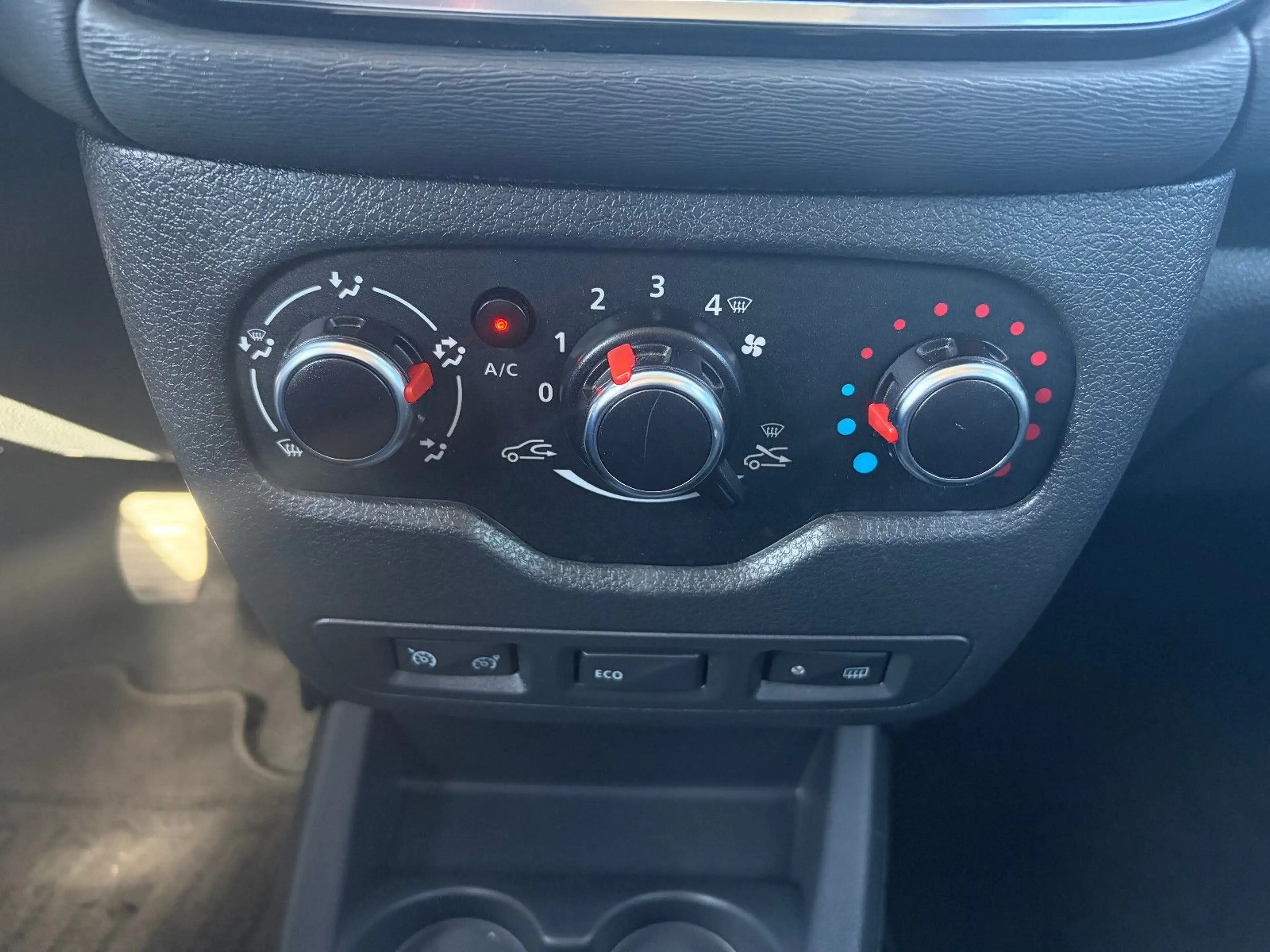 Dacia Dokker 1.3 TCe 130 Comfort GPF *SHZ*TEMP*KLIMA* — photo 16