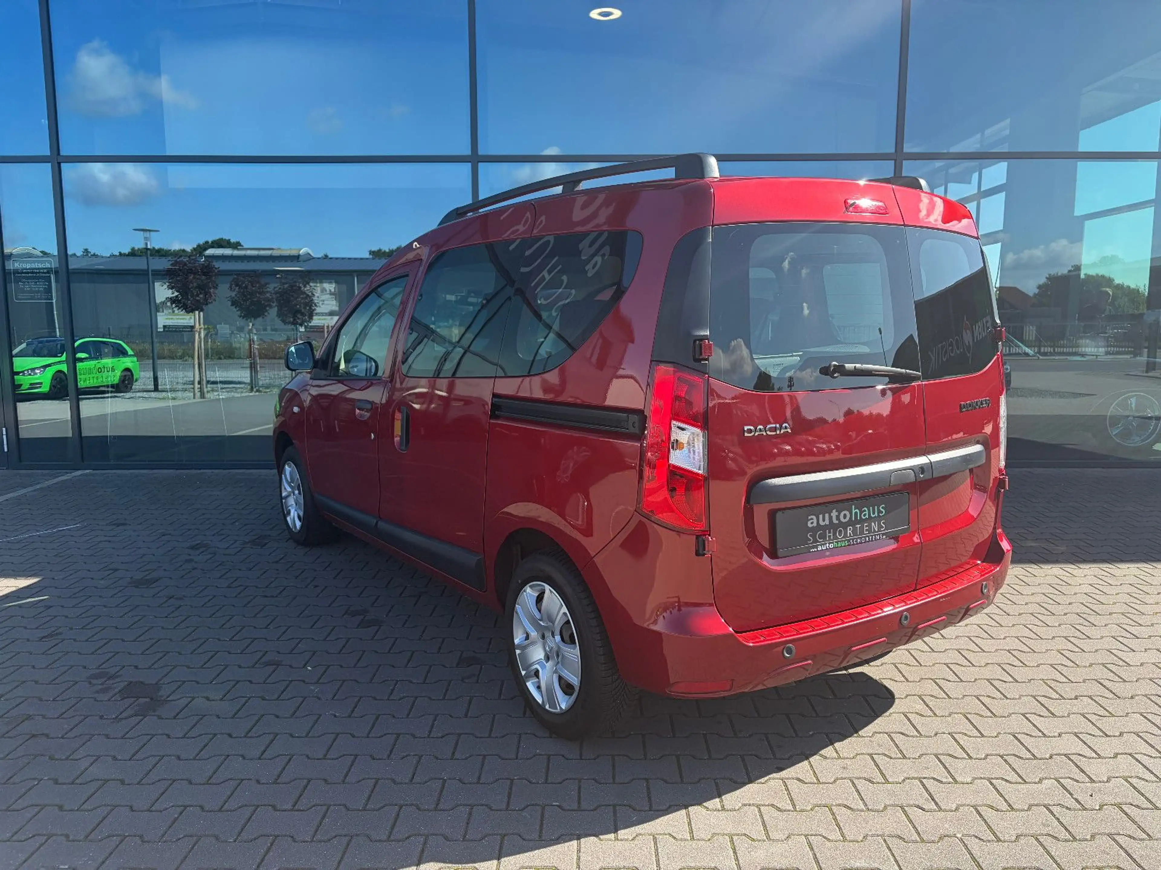 Dacia Dokker 1.3 TCe 130 Comfort GPF *SHZ*TEMP*KLIMA* — photo 4