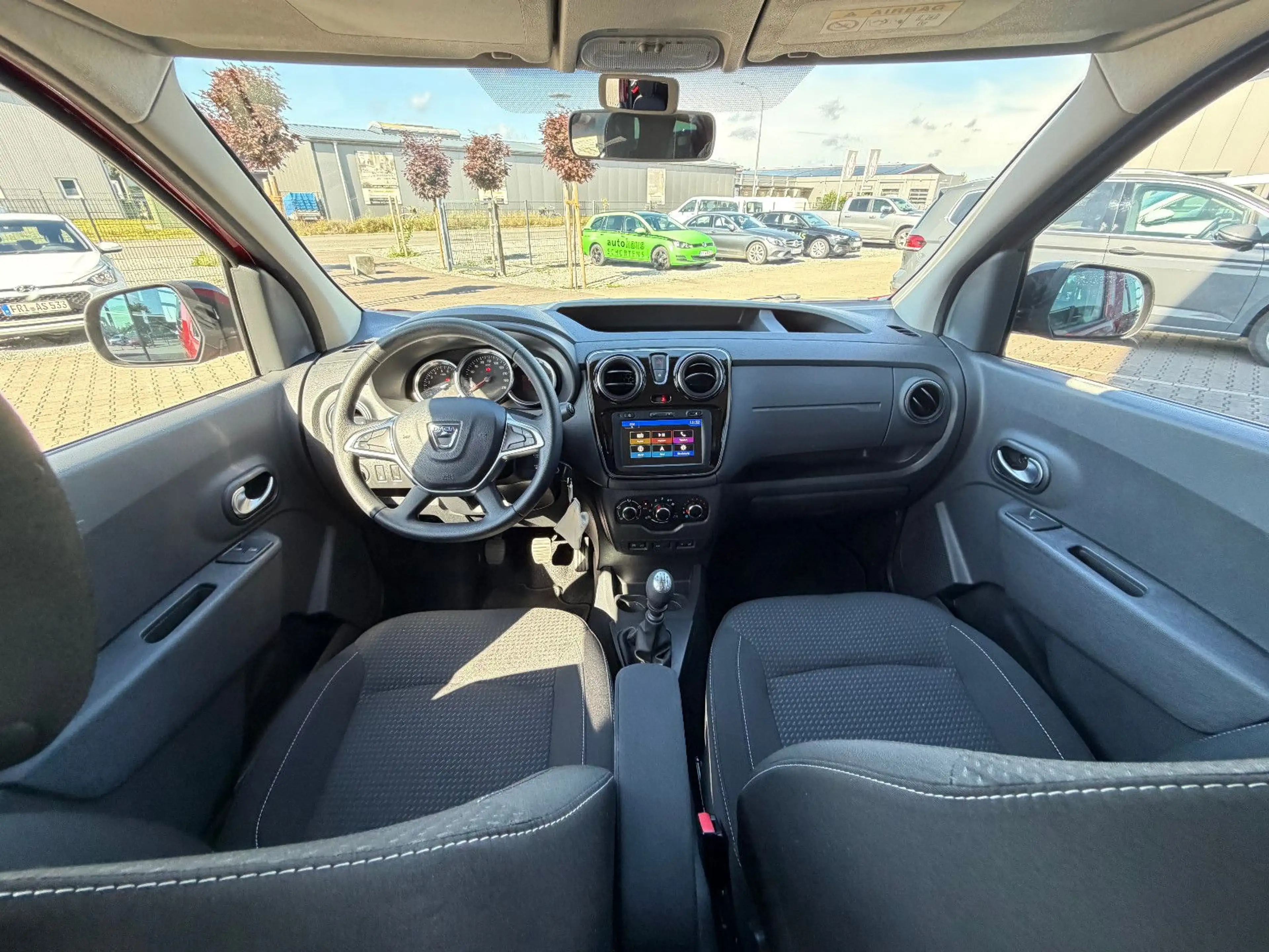 Dacia Dokker 1.3 TCe 130 Comfort GPF *SHZ*TEMP*KLIMA* — photo 10