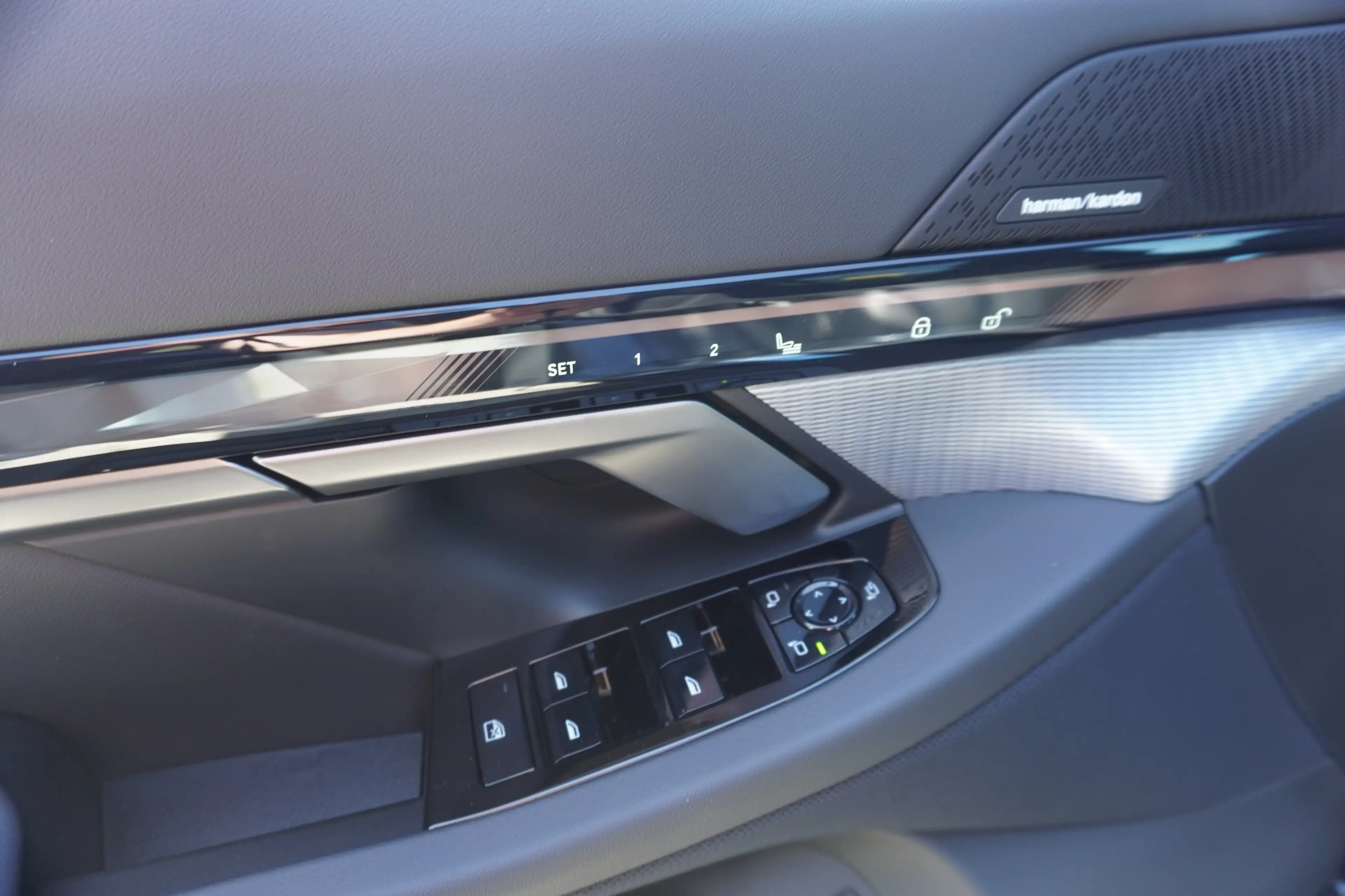 BMW 540 d xDrive Touring M Sport PRO AHK HeadUp 360Kamera — photo 14