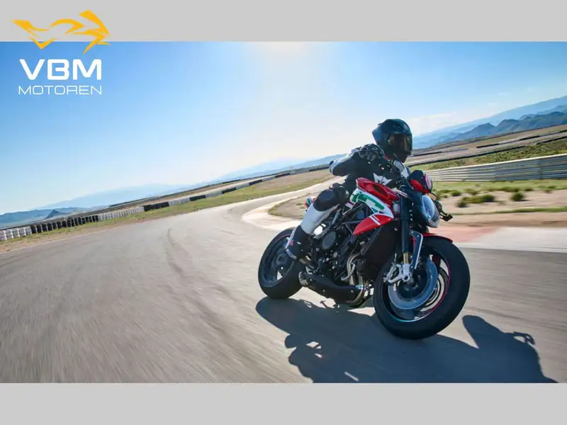 MV Agusta Dragster - foto 2