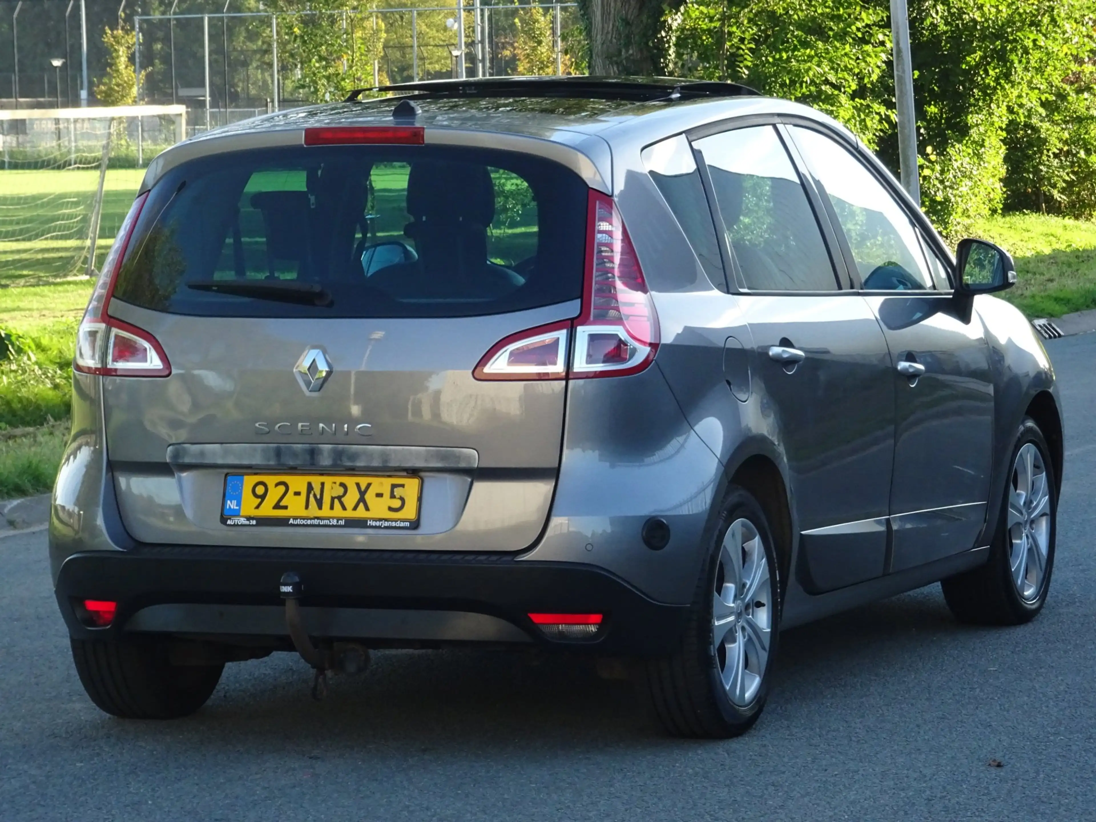Renault Scenic 2.0 Dynamique LPG-G3 AUTOMAAT FULL OPTIONS — photo 3
