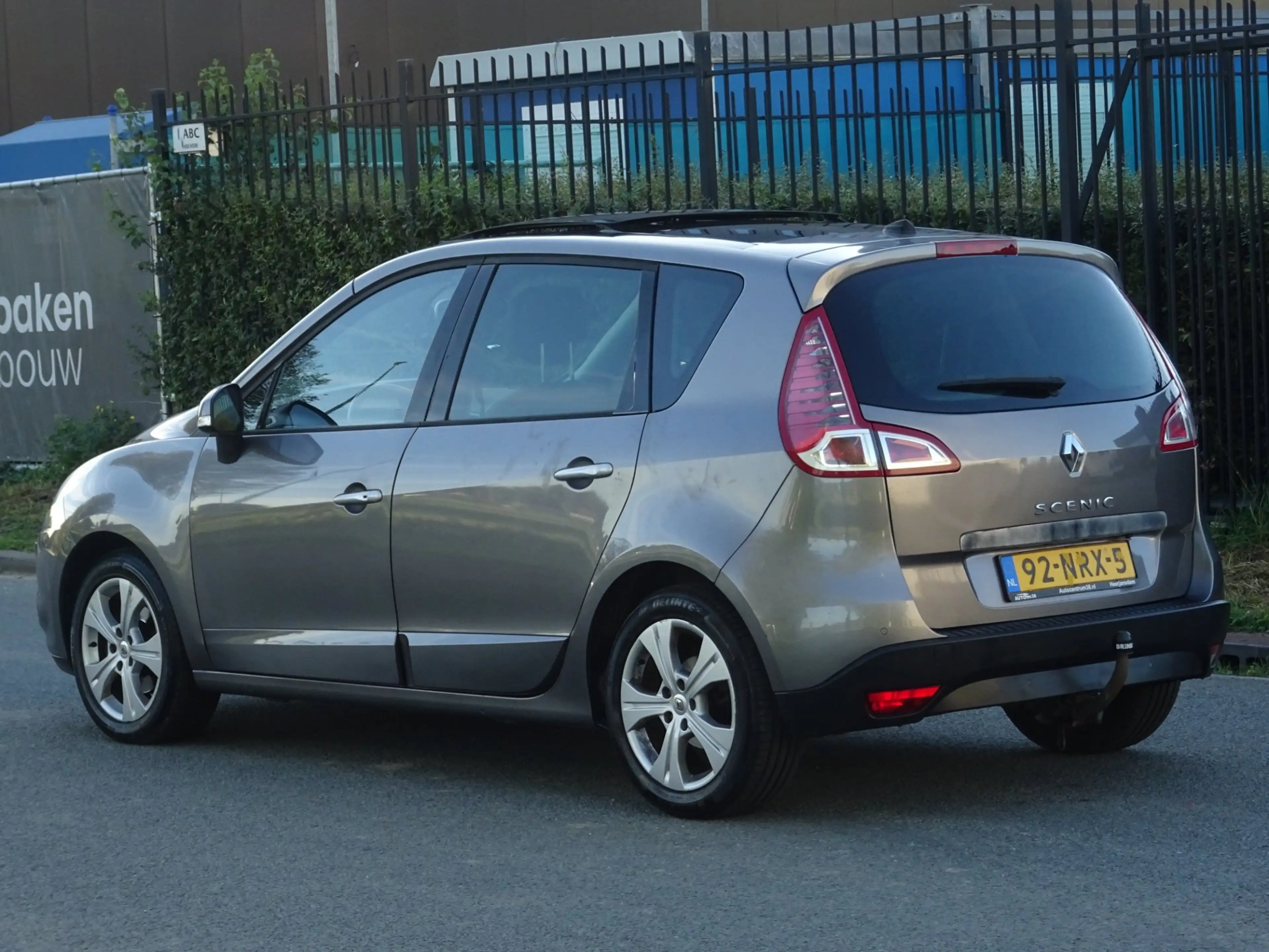 Renault Scenic 2.0 Dynamique LPG-G3 AUTOMAAT FULL OPTIONS — photo 2