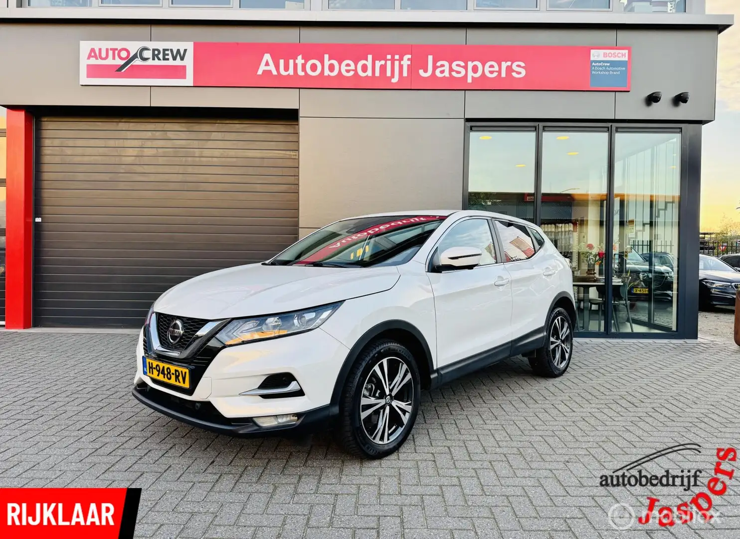 Nissan Qashqai 1.3 DIG-T Business Edition Weiß - 1