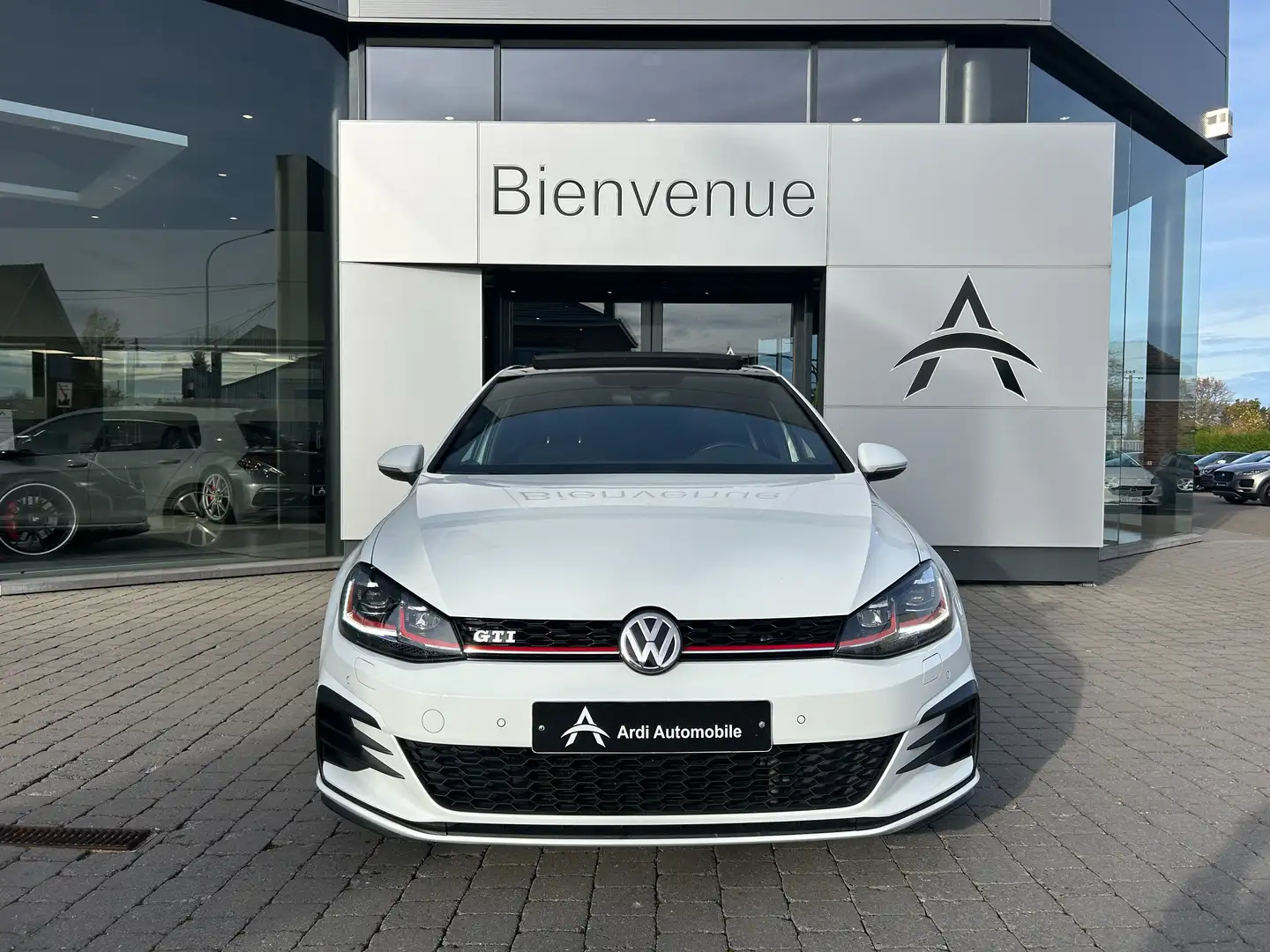 Volkswagen Golf GTI 2.0 TSI Performance DSG *GARANTIE*TOIT OUV*CARPLAY Blanc - 2