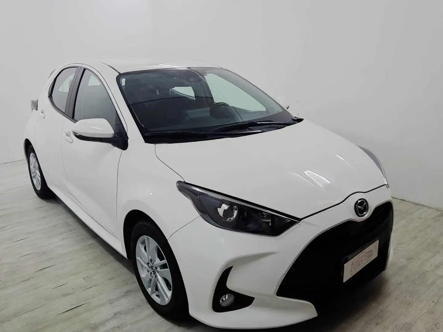 Mazda Mazda6e Mazda2 Hybrid 1.5 Full Hybrid 30.000KM Blanco - 2