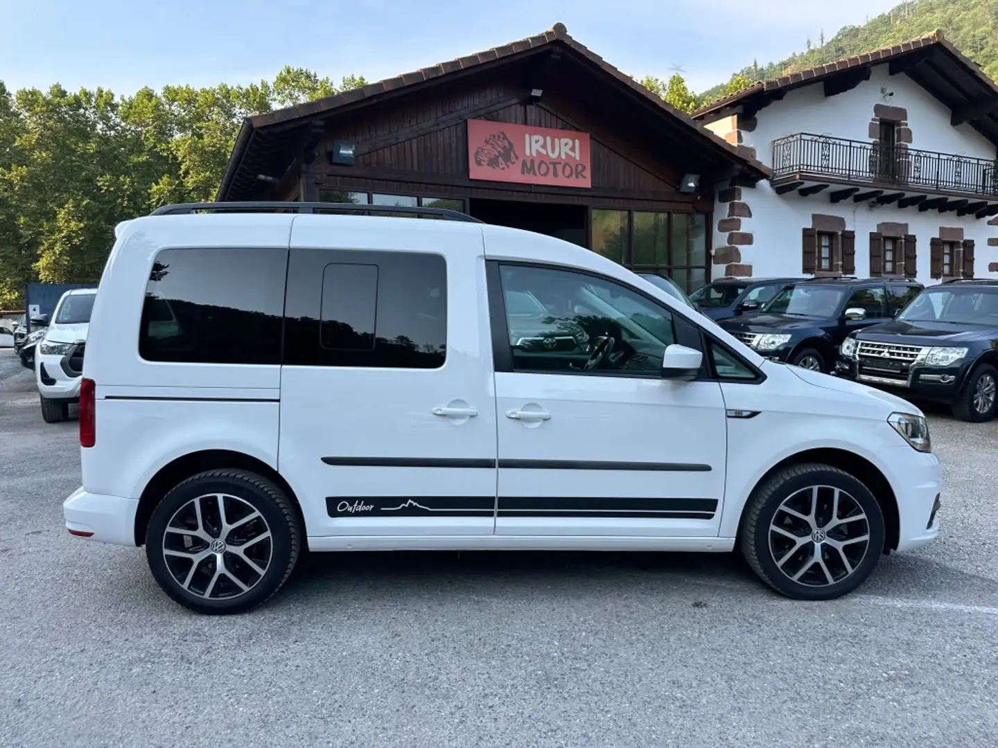 Volkswagen Caddy 2.0TDI Outdoor 75kW Blanco - 1