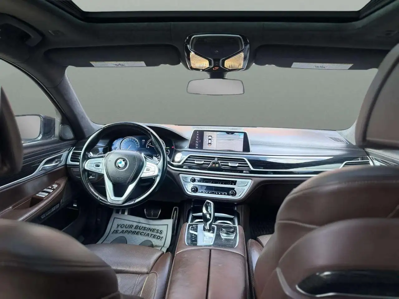 BMW 7 Series снимка BMW 7 Series